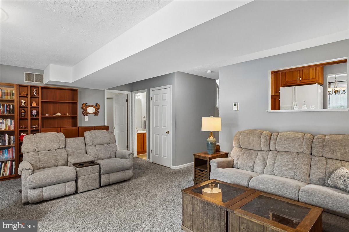 CAPE ST CLAIRE - Residential