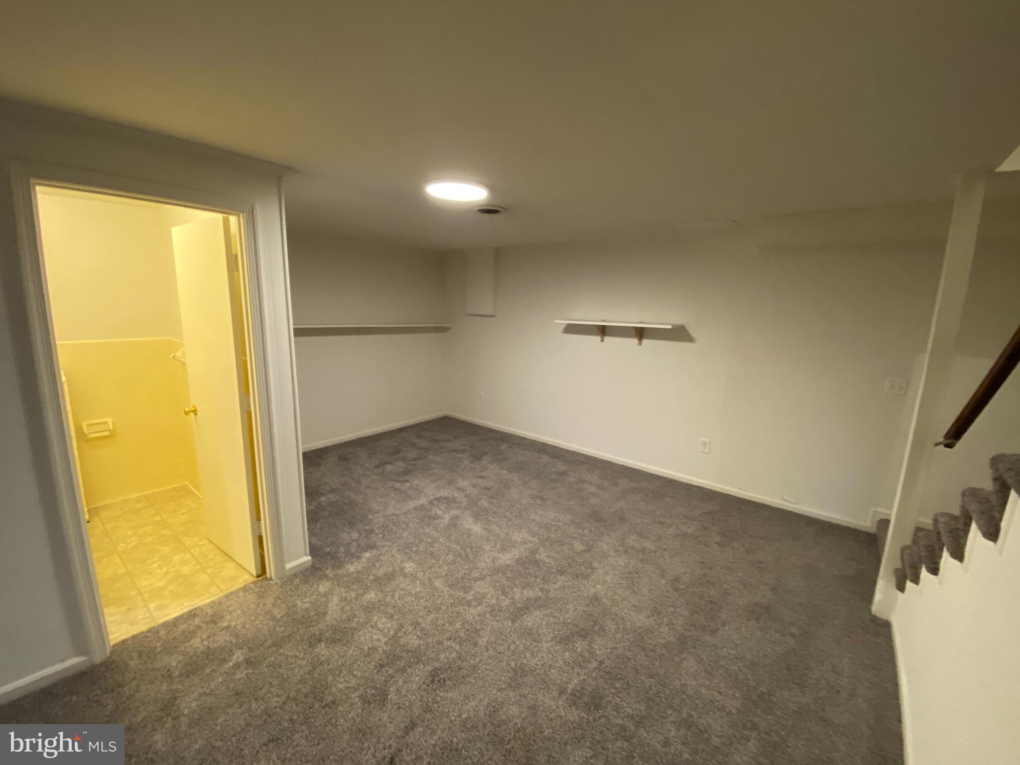 SPRING VALLEY - Residential Lease