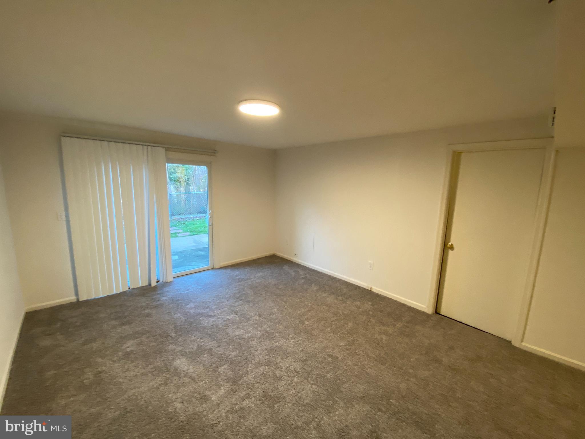 SPRING VALLEY - Residential Lease