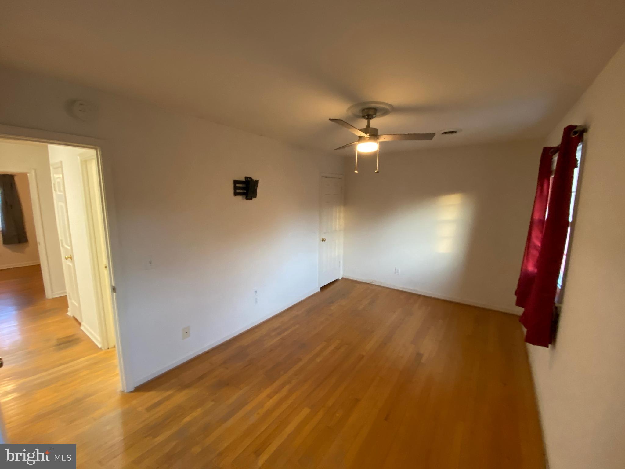 SPRING VALLEY - Residential Lease