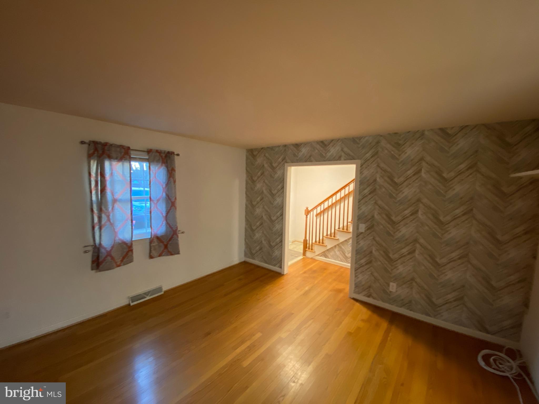 SPRING VALLEY - Residential Lease
