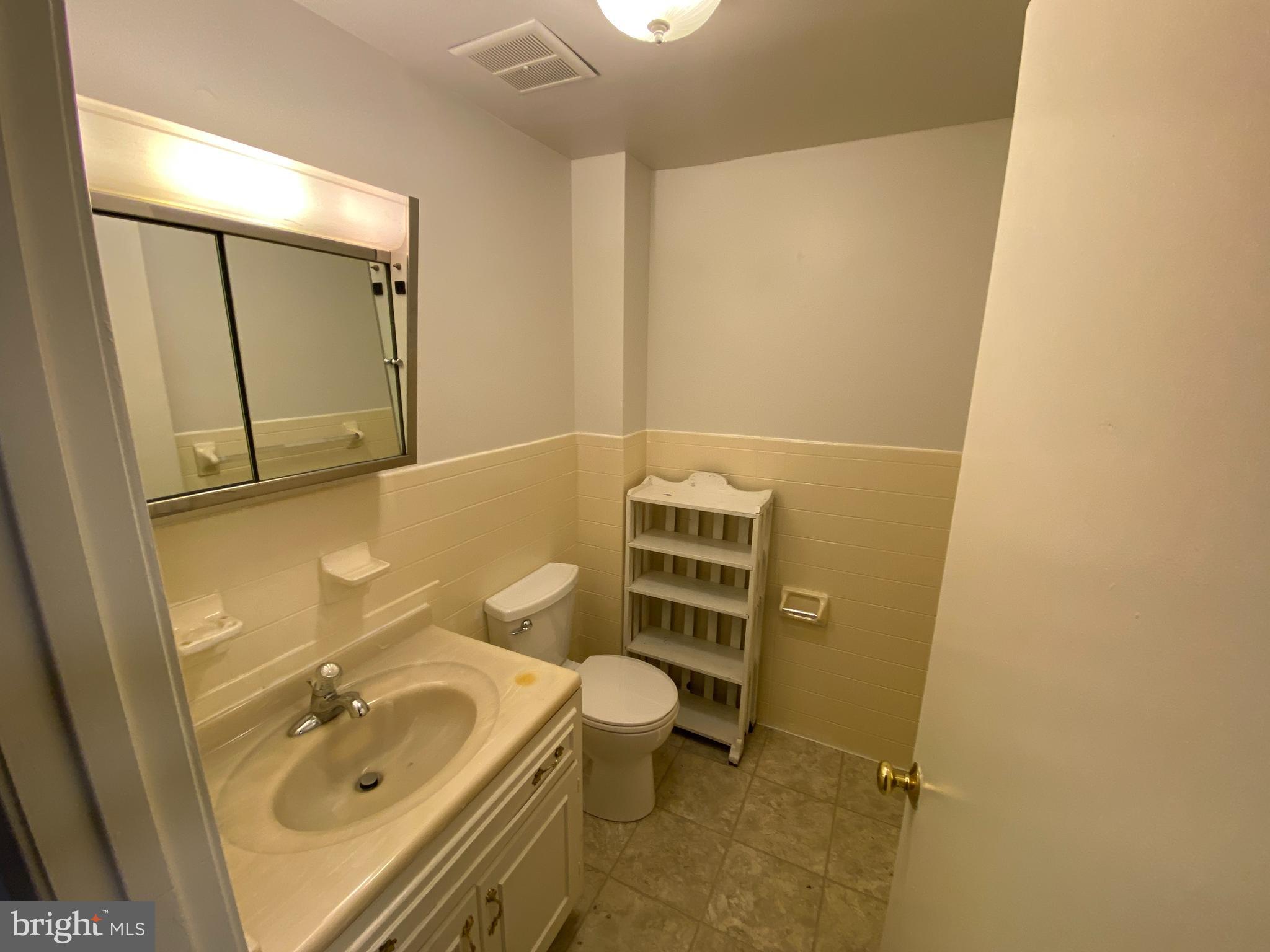 SPRING VALLEY - Residential Lease
