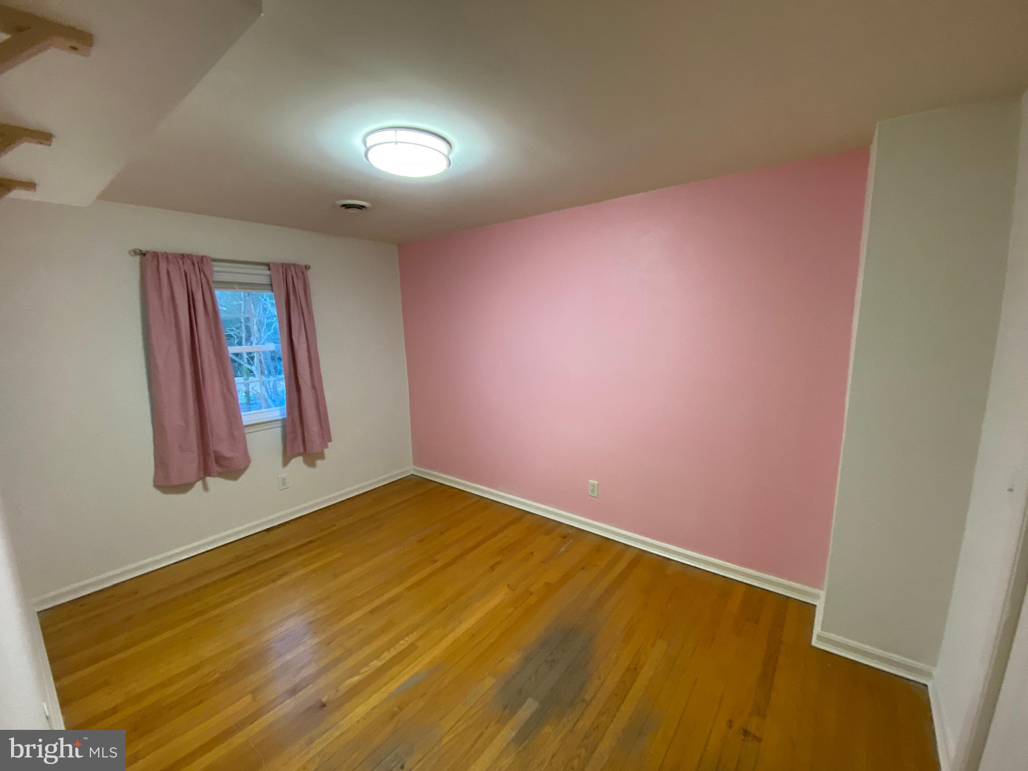 SPRING VALLEY - Residential Lease