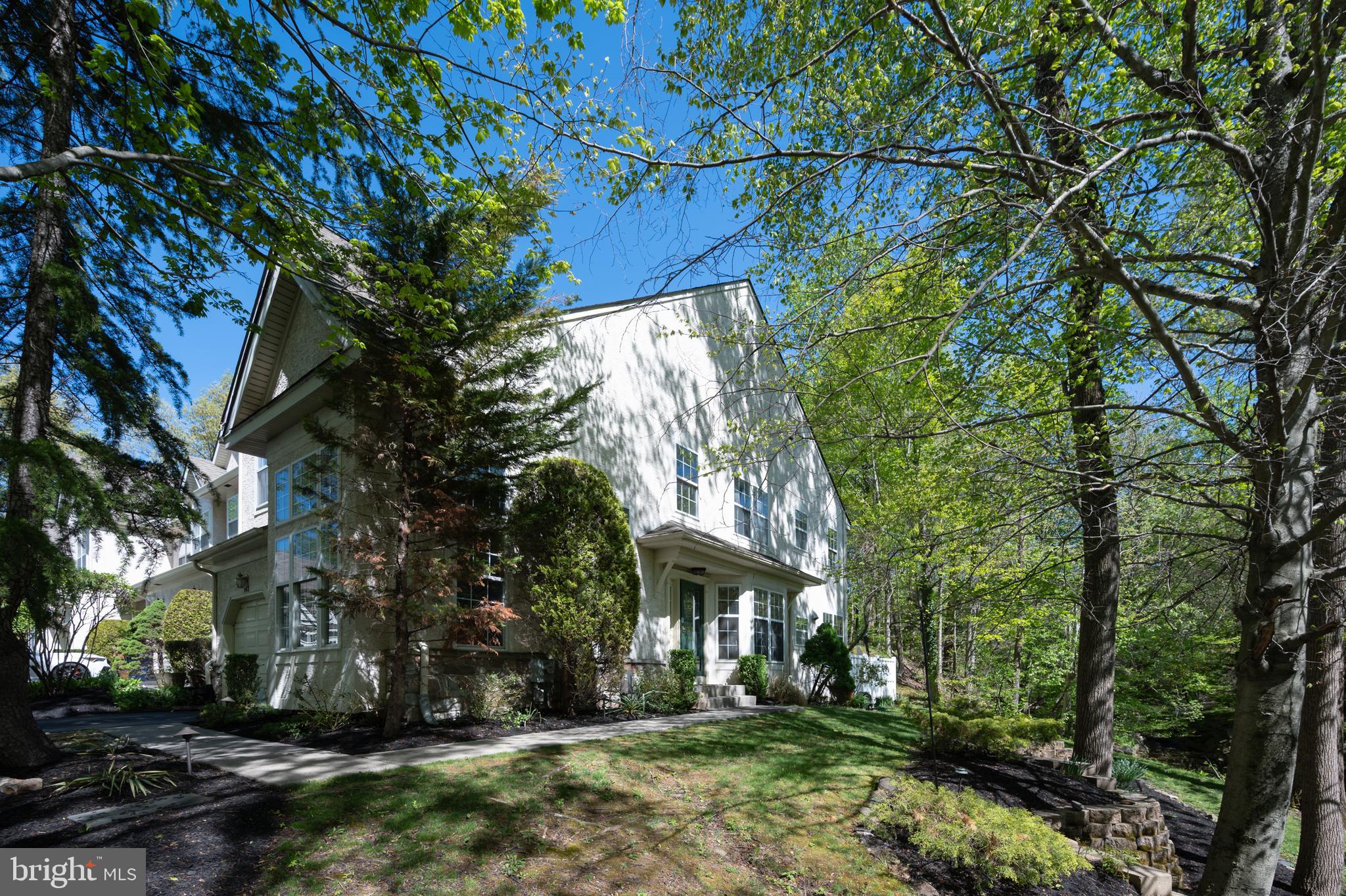 DRESHERBROOKE - Residential
