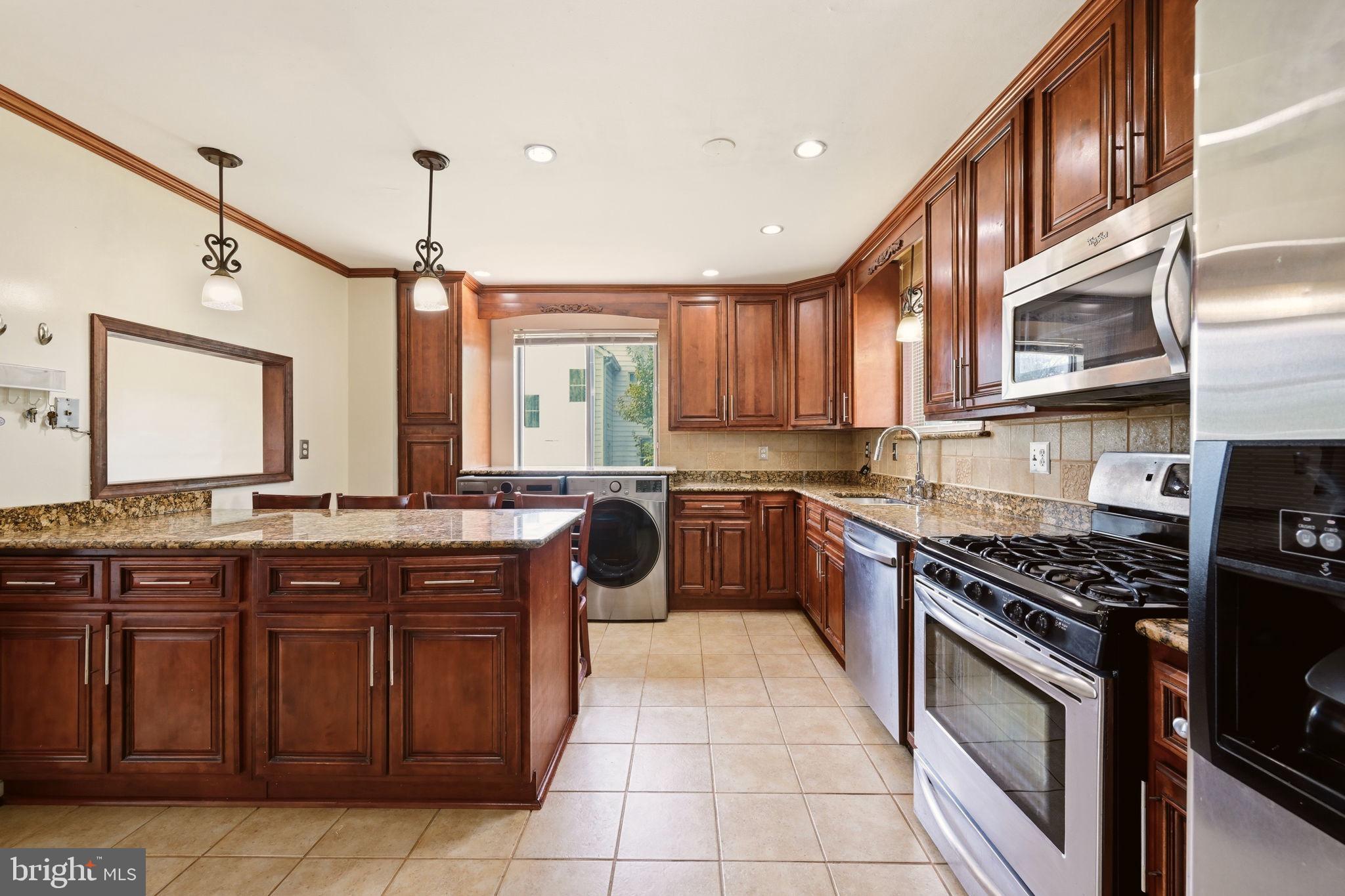 LAKELAND - Residential