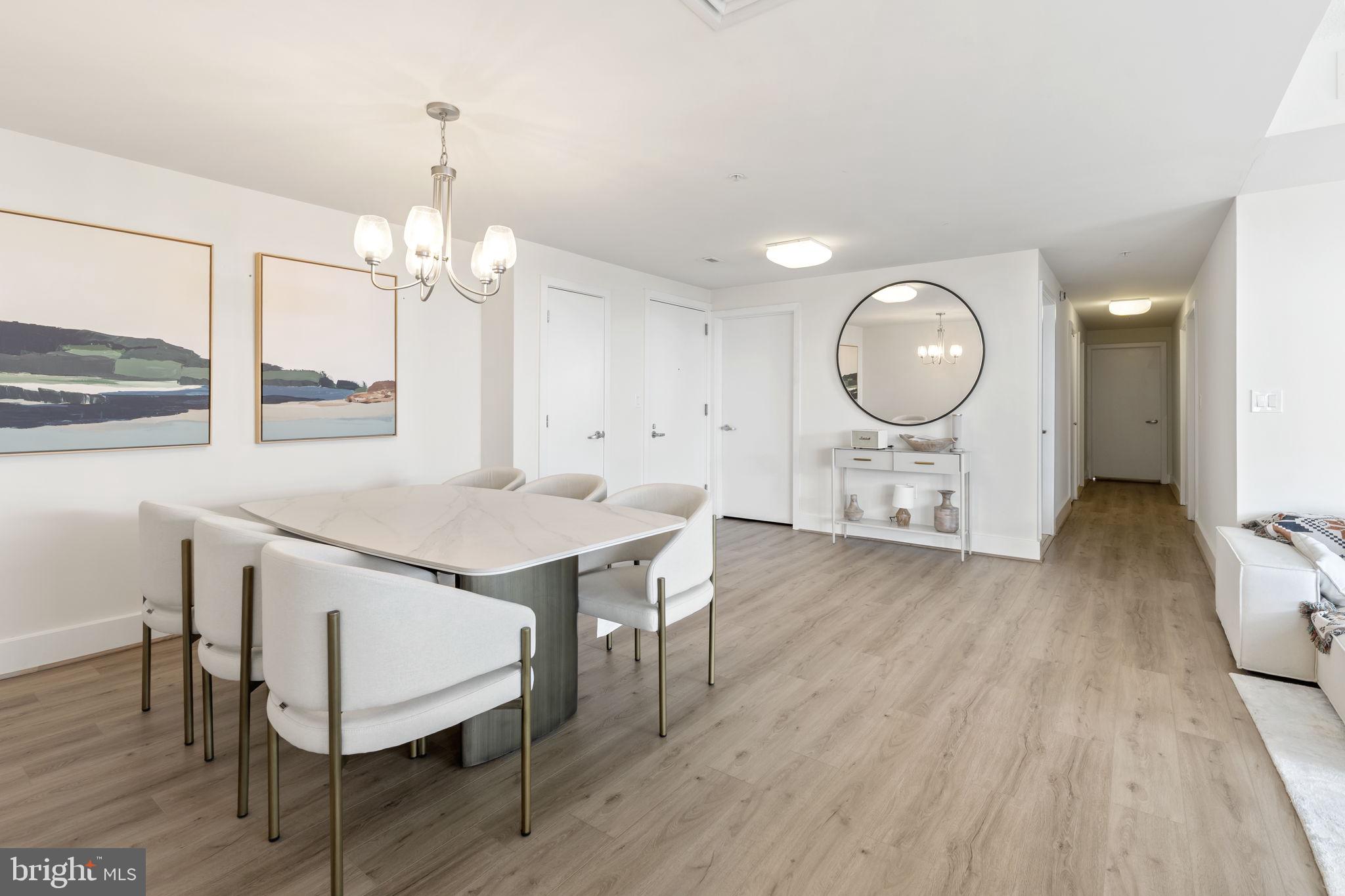 DOCKSIDE CONDOMINIUM - Residential