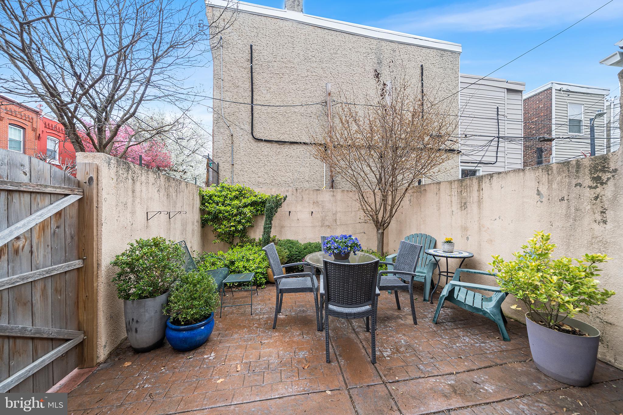 ART MUSEUM AREA - Residential