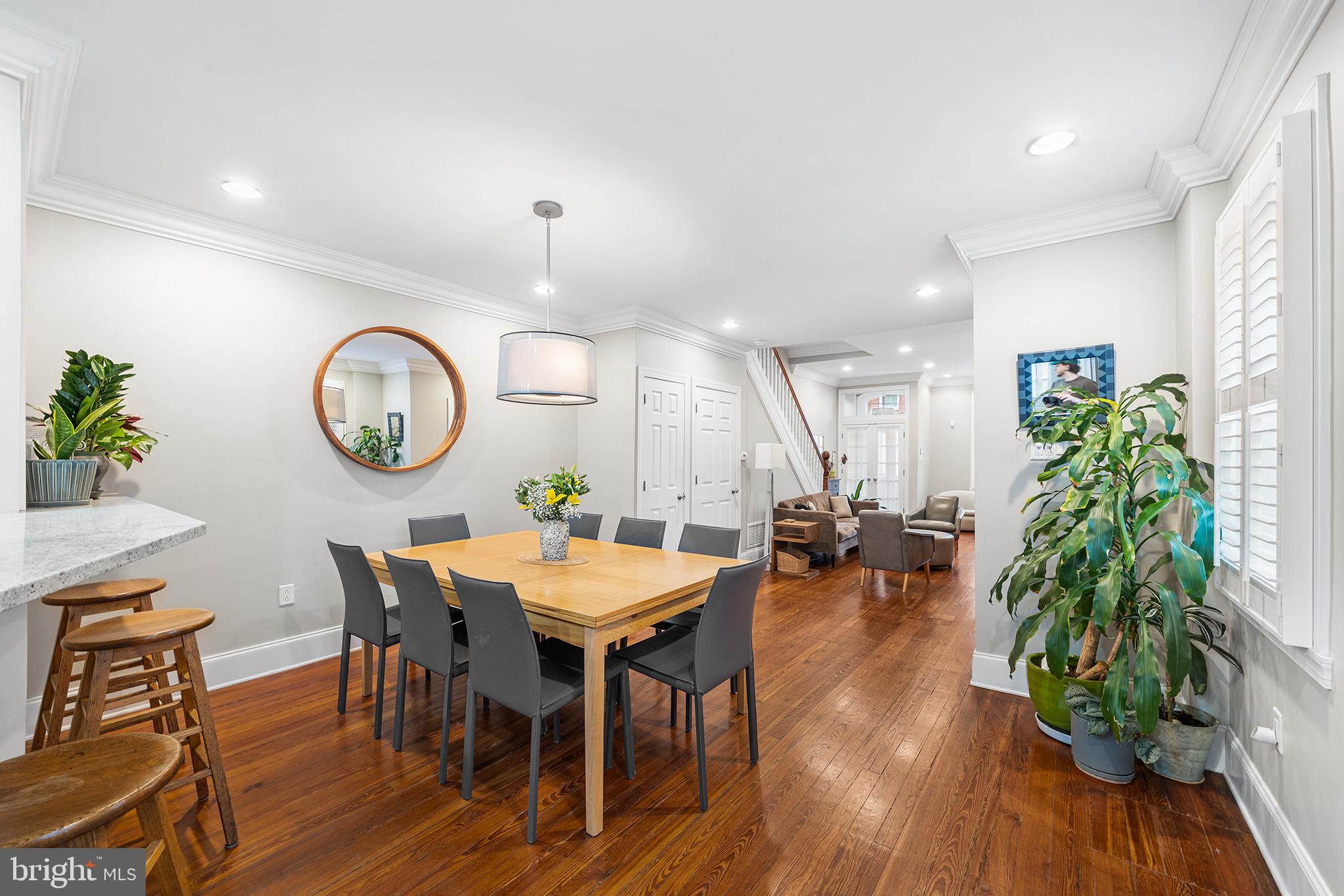 ART MUSEUM AREA - Residential