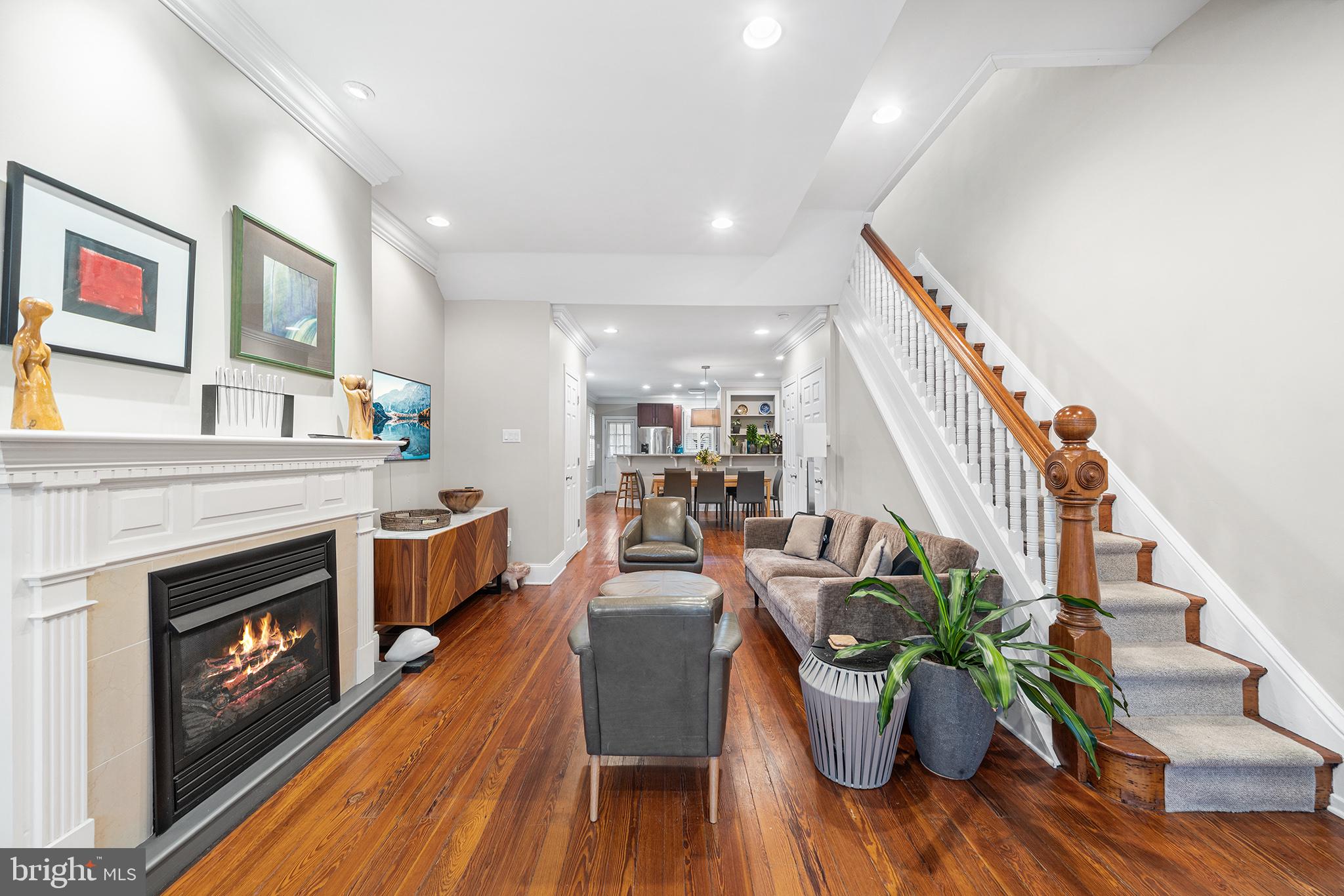 ART MUSEUM AREA - Residential