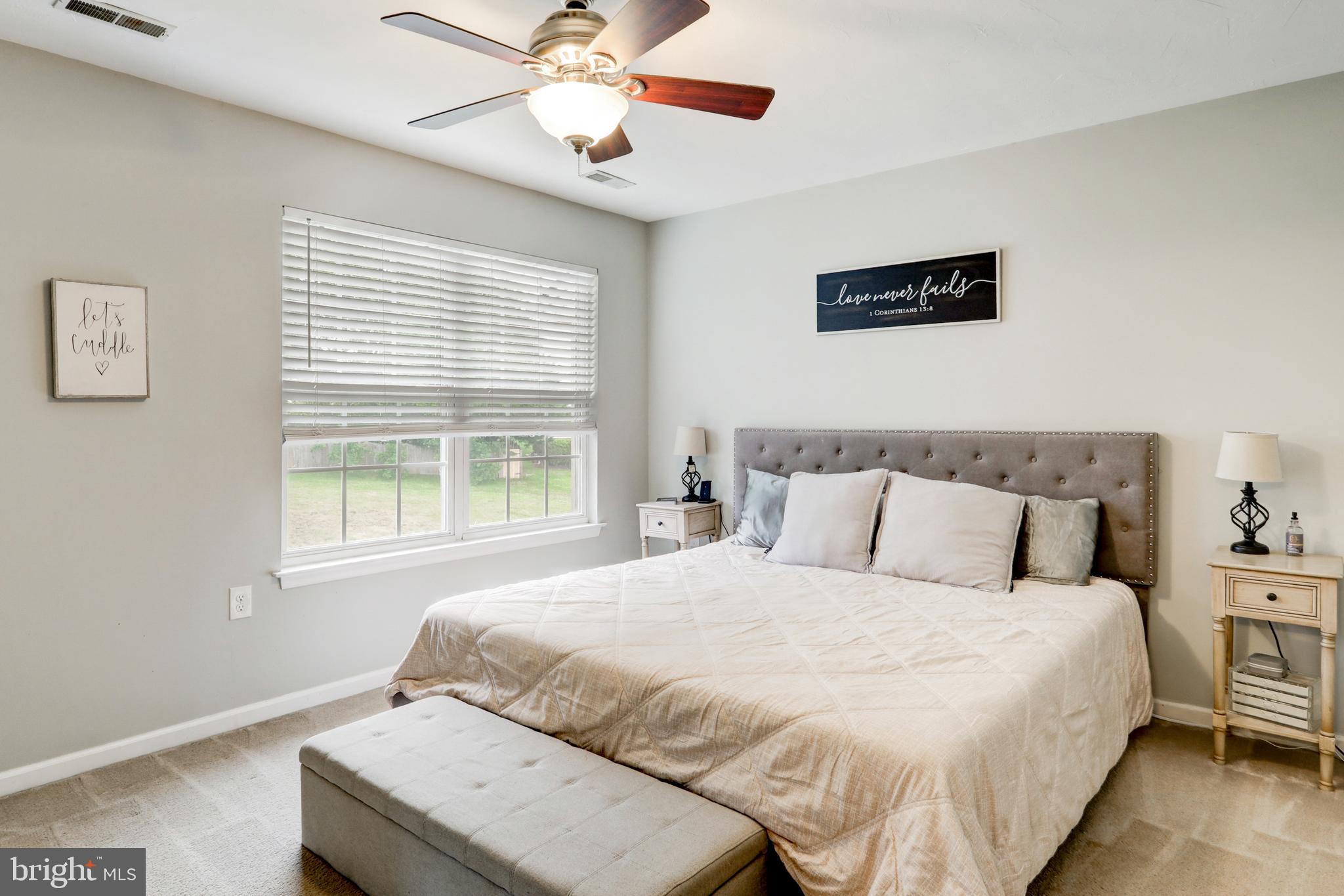 MANOR OAKS - Residential