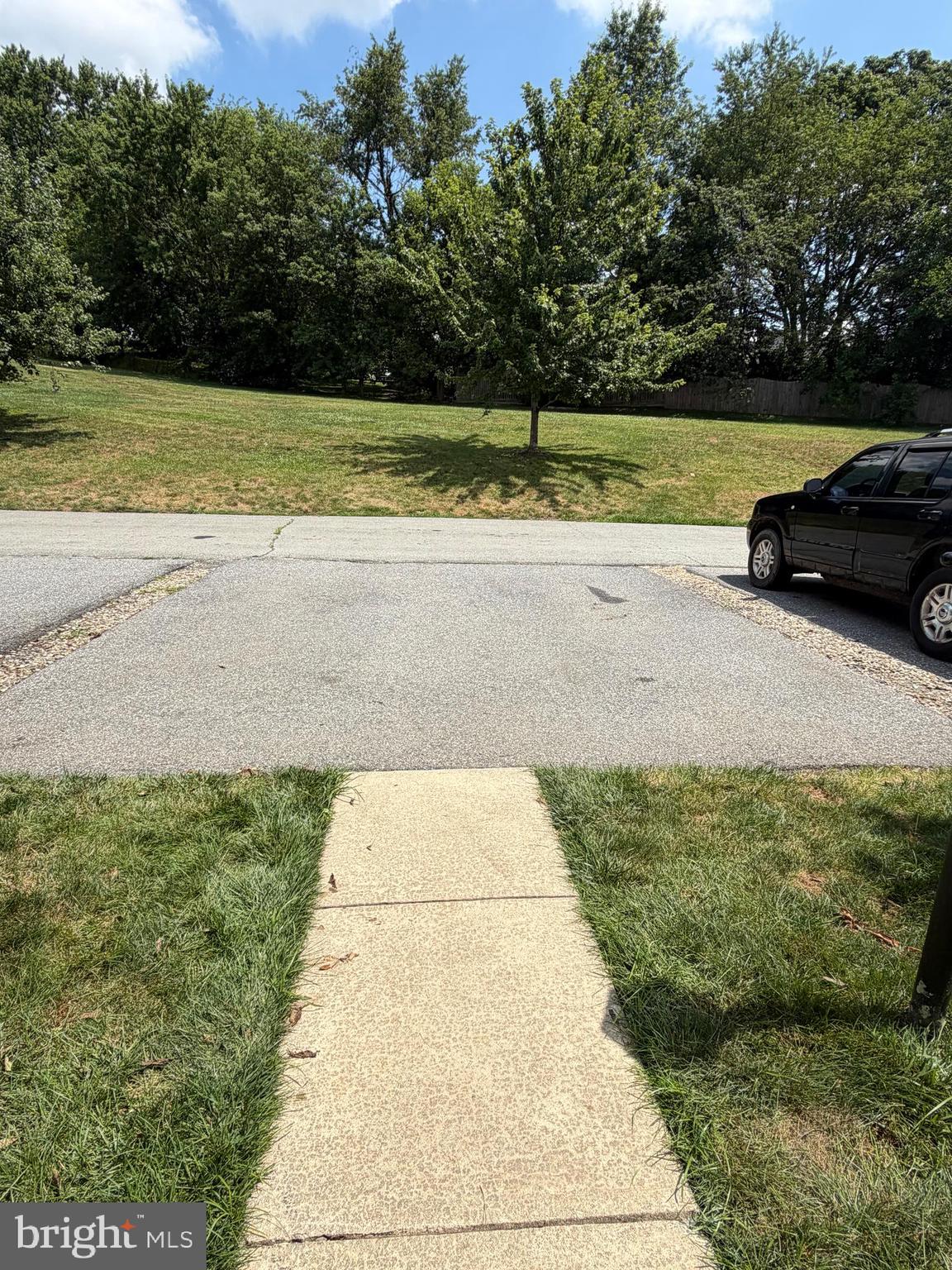 MANOR OAKS - Residential