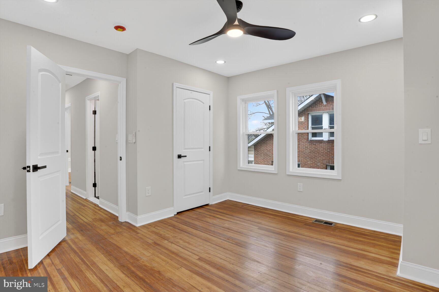 BROOKLYN - Residential