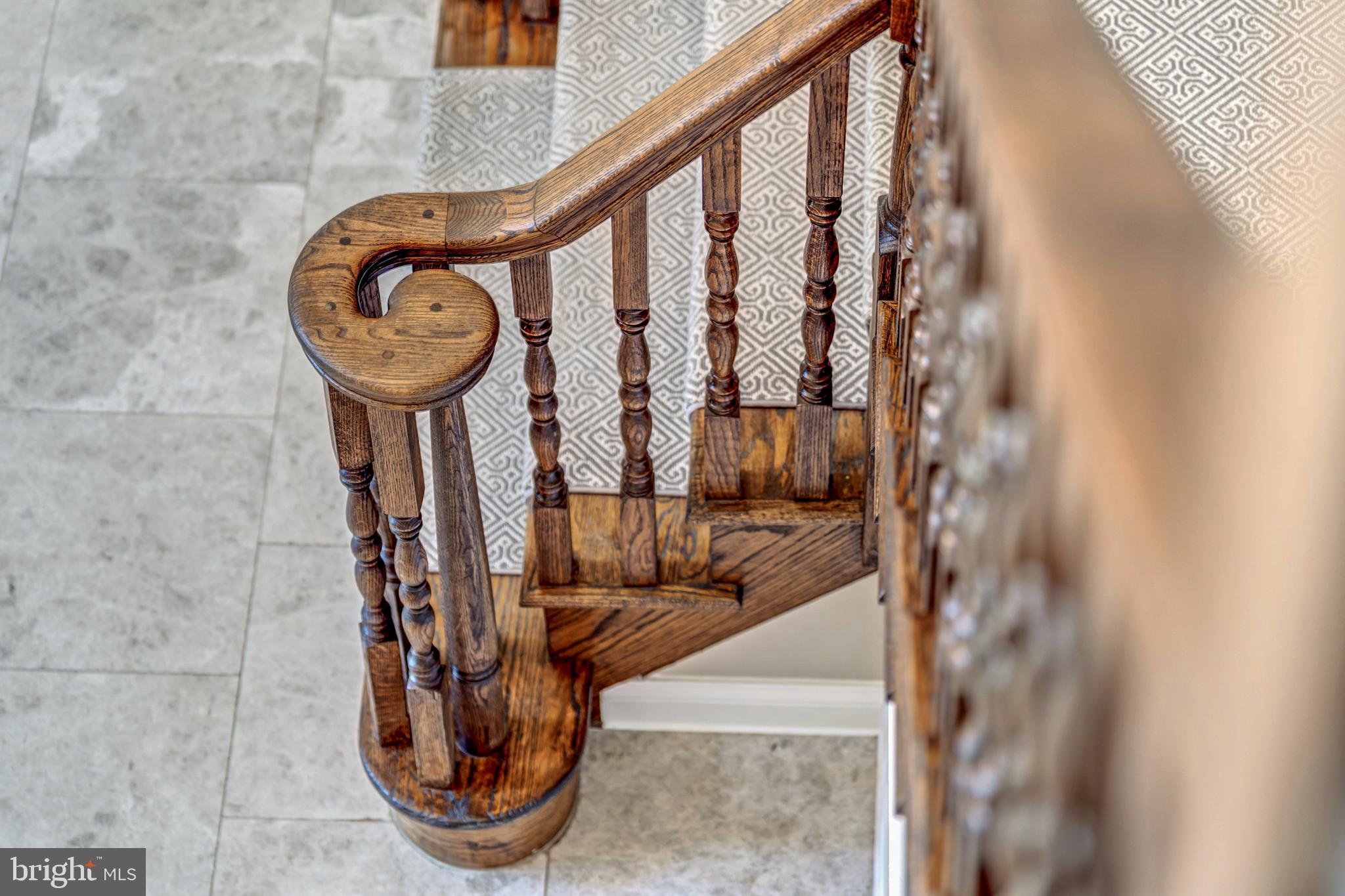 SADDLE RIDGE - Residential