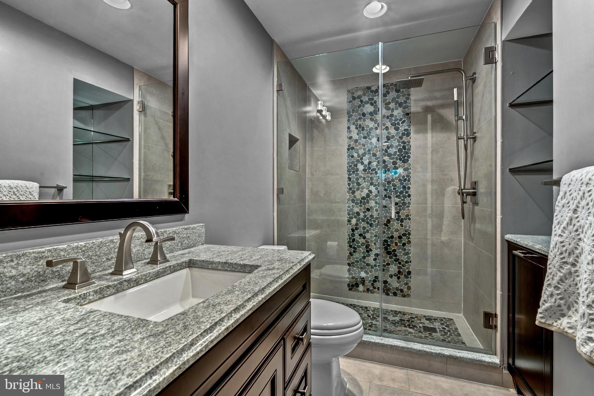 SADDLE RIDGE - Residential