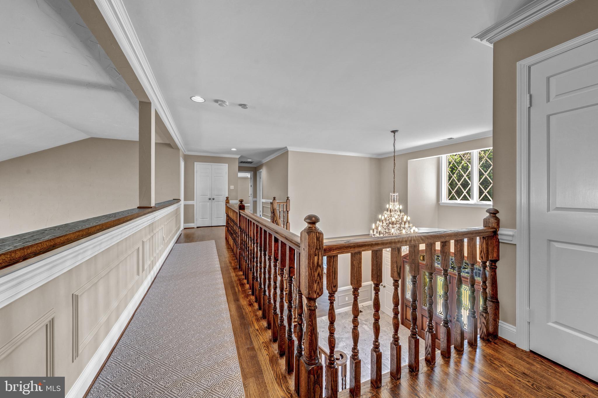 SADDLE RIDGE - Residential