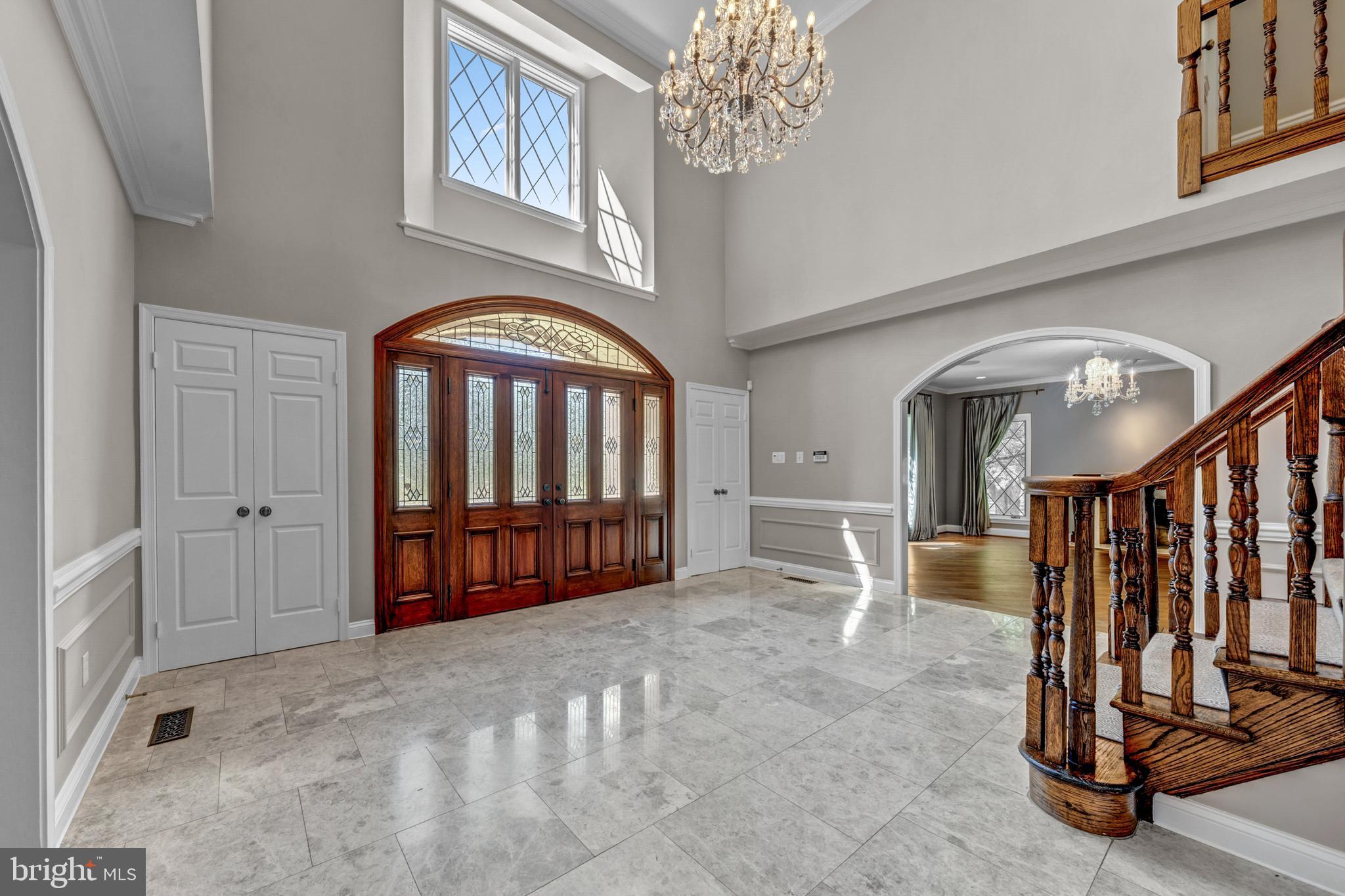 SADDLE RIDGE - Residential