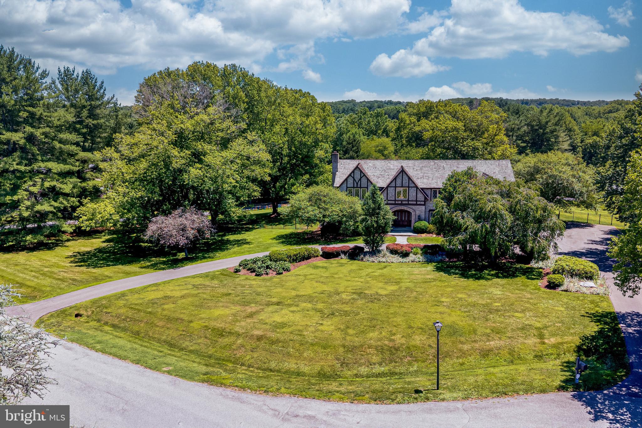 SADDLE RIDGE - Residential