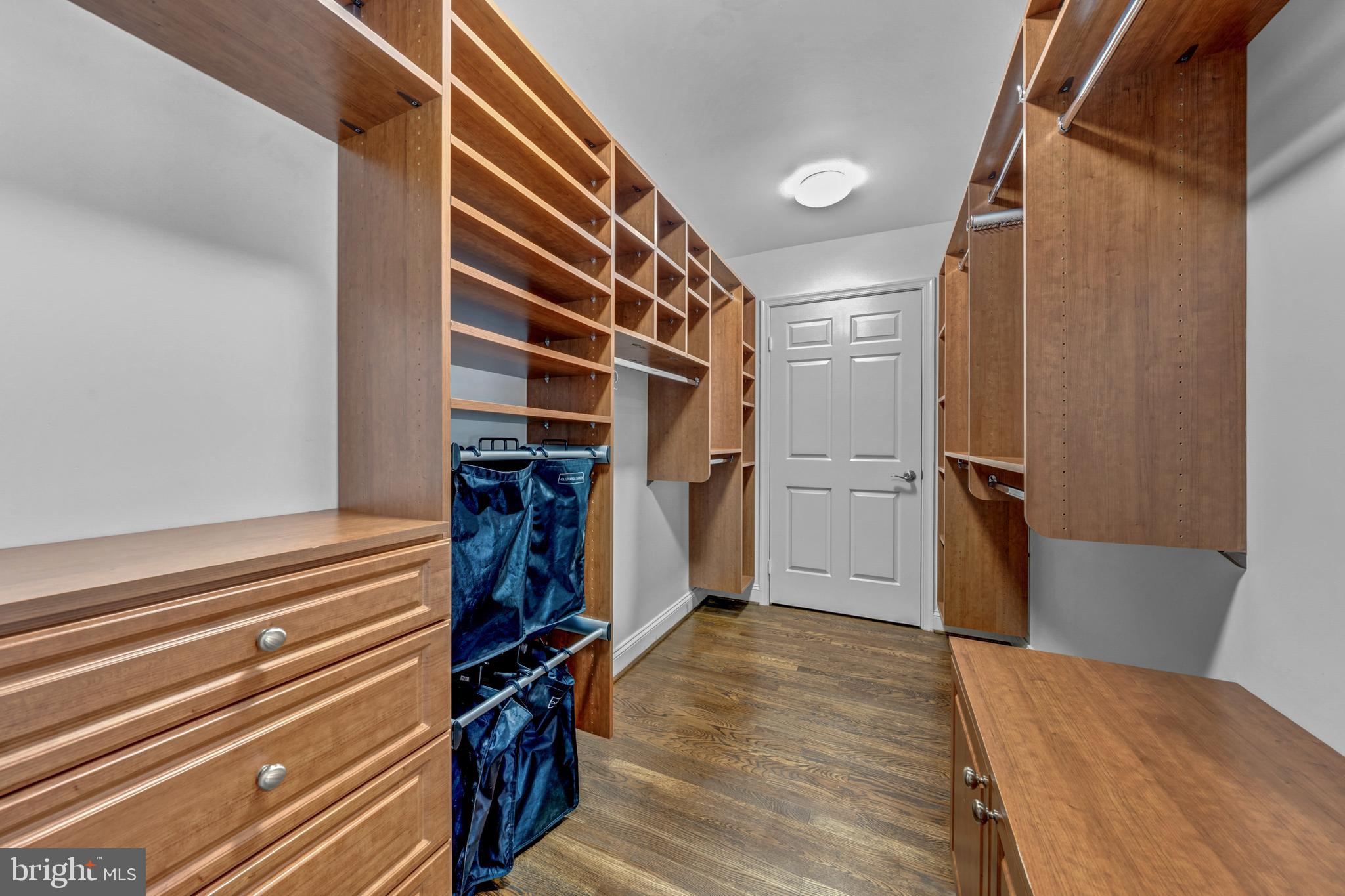 SADDLE RIDGE - Residential