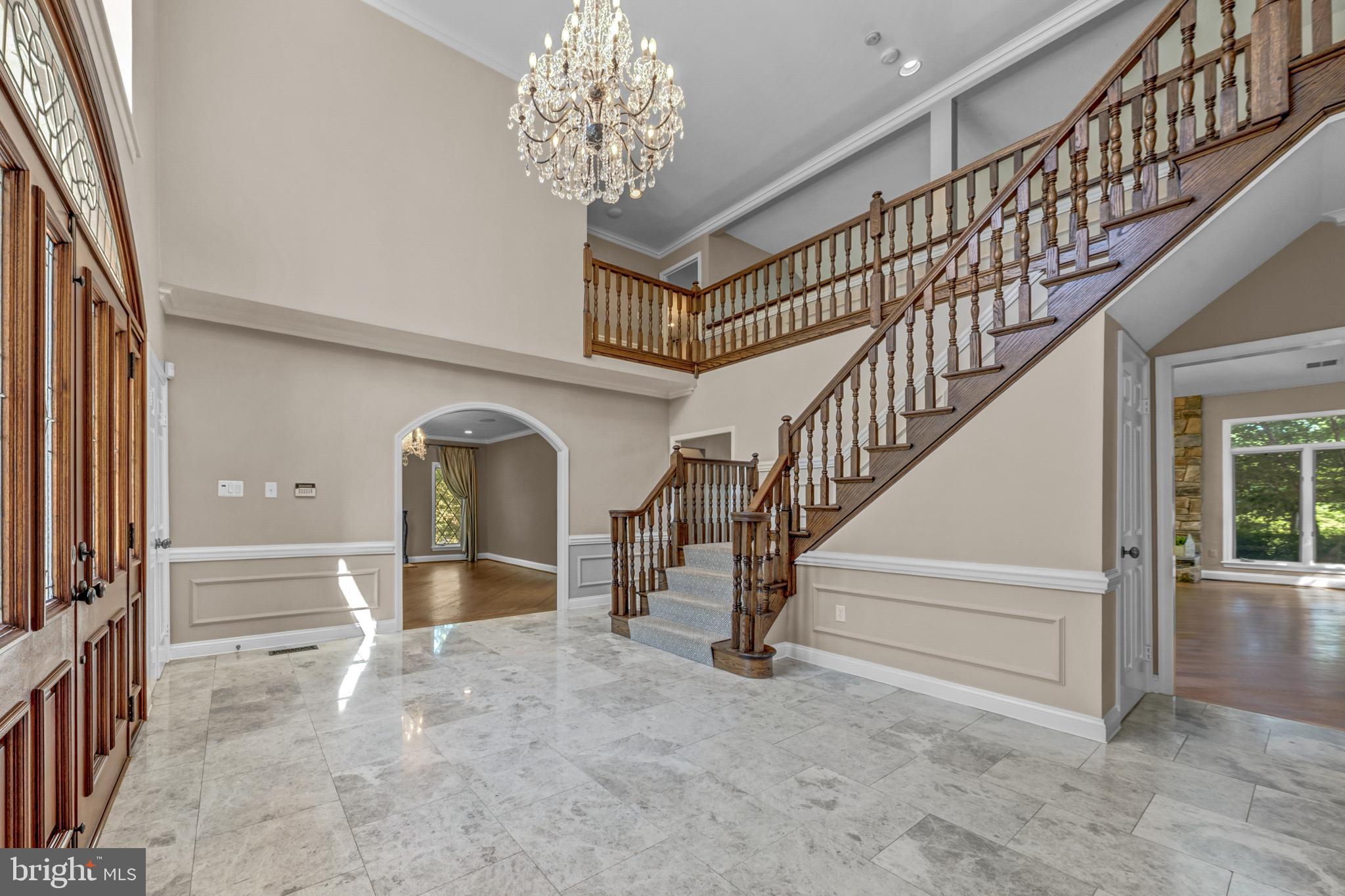 SADDLE RIDGE - Residential