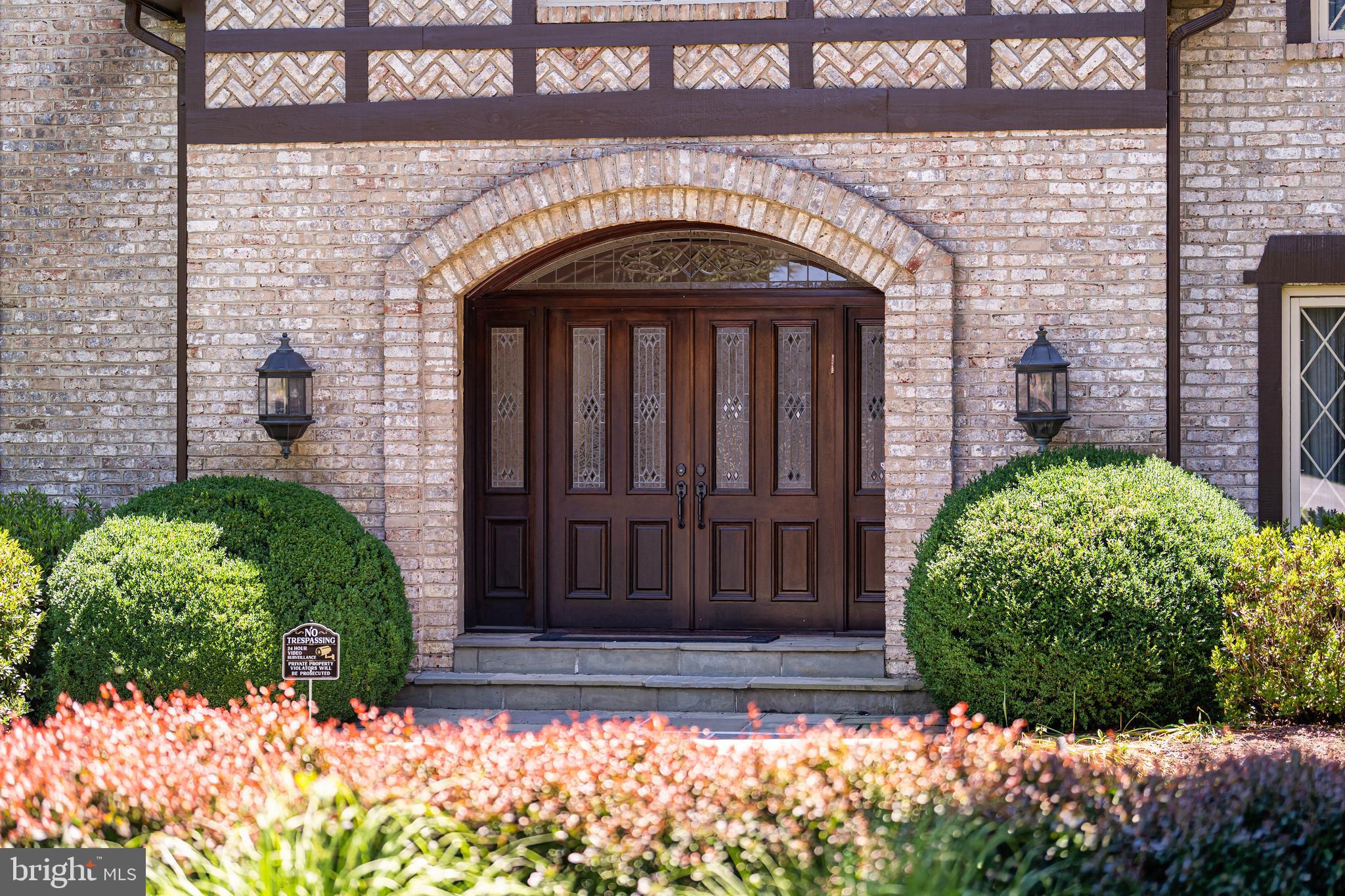 SADDLE RIDGE - Residential