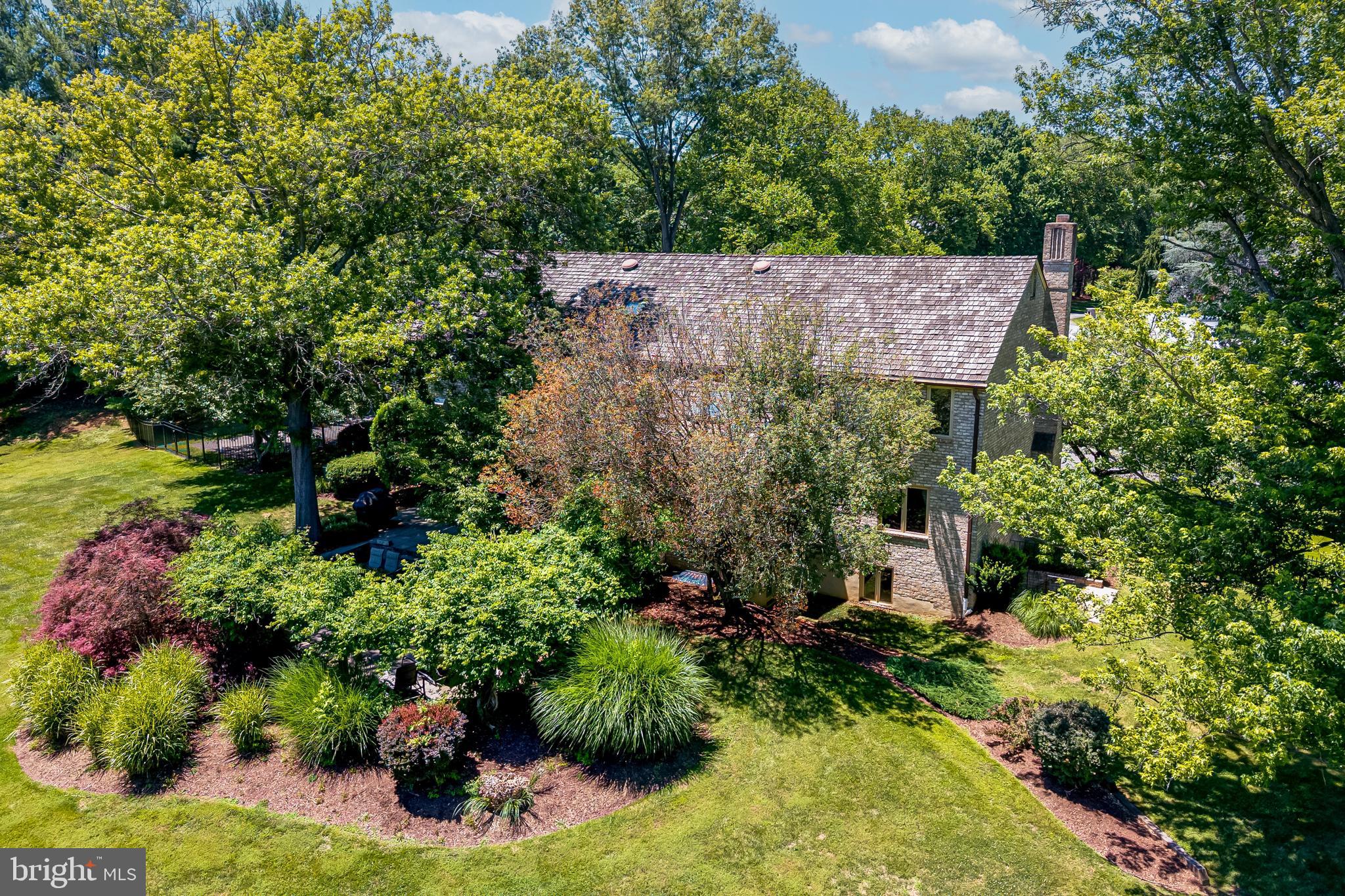 SADDLE RIDGE - Residential