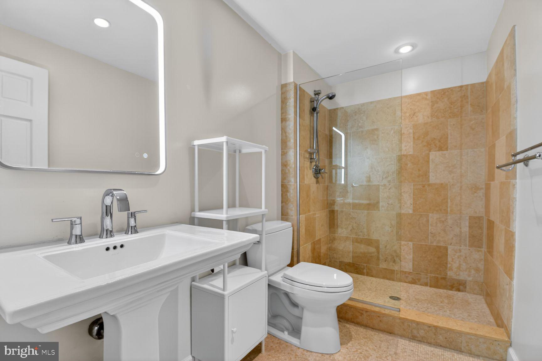 CHEVY CHASE VILLAGE - Residential