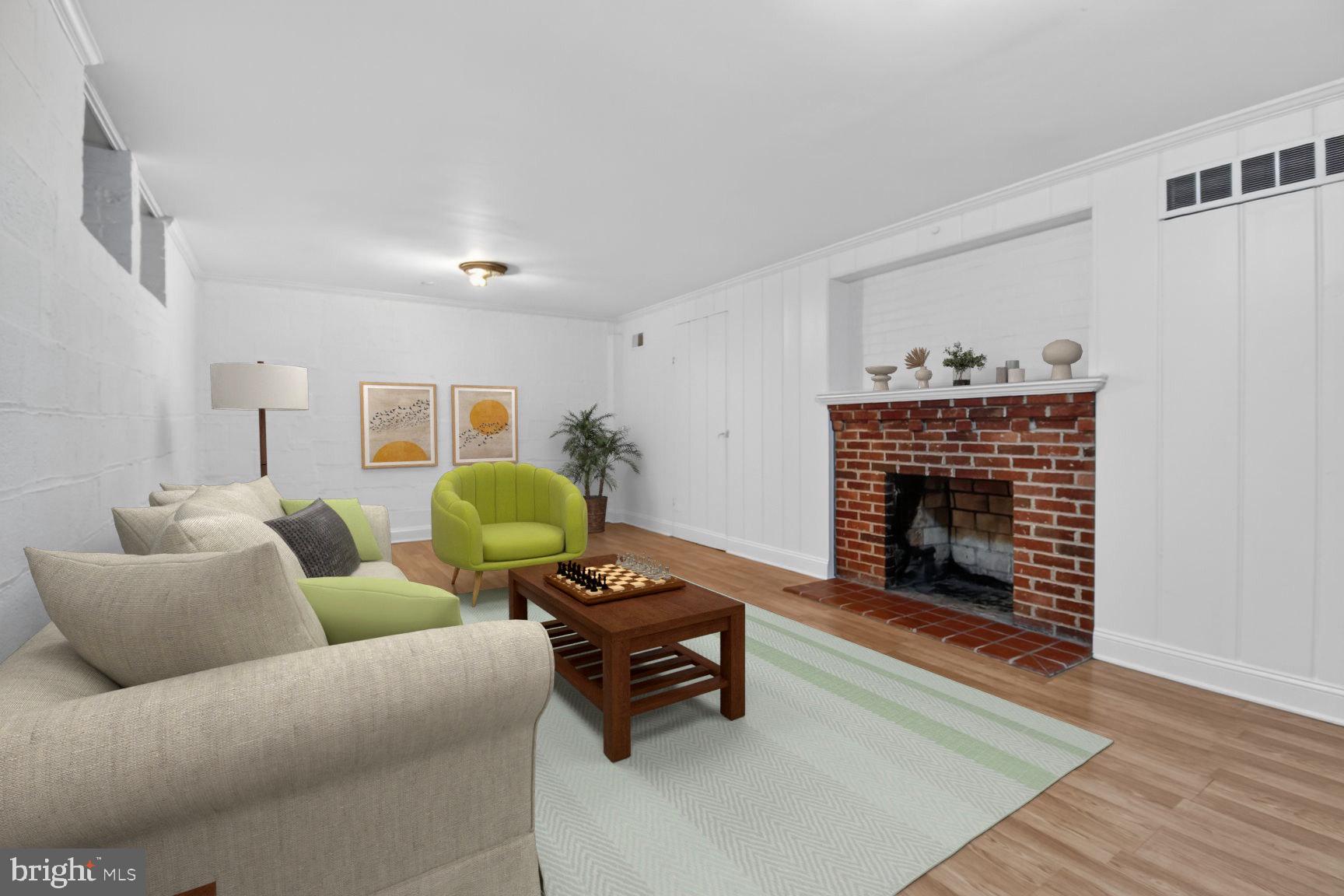 CHEVY CHASE VILLAGE - Residential