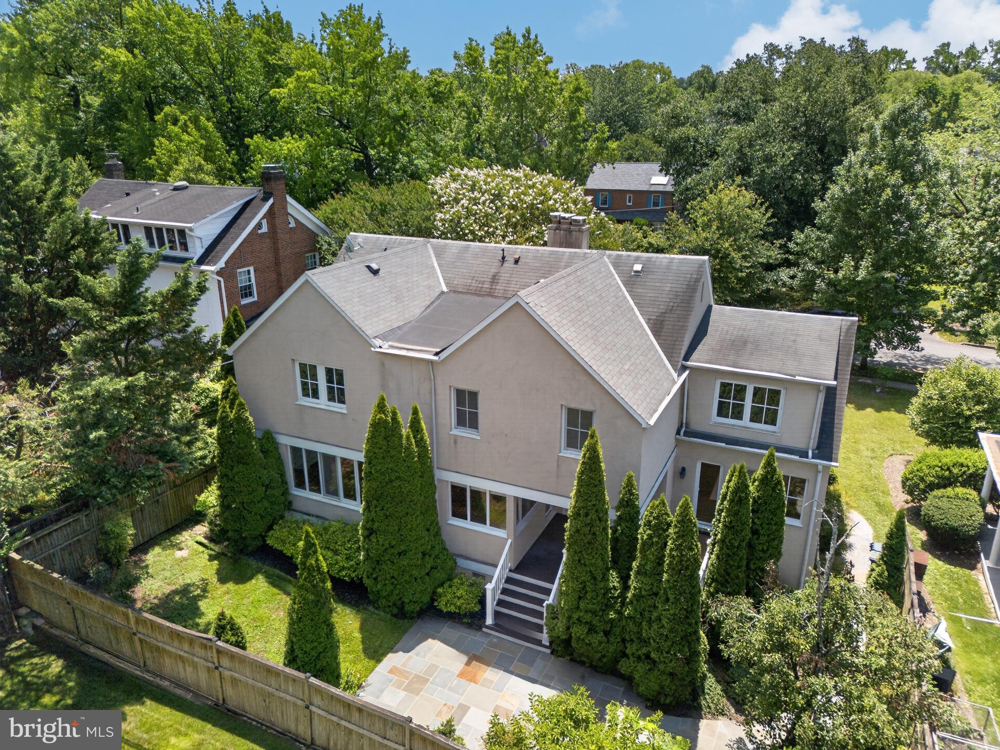 CHEVY CHASE VILLAGE - Residential