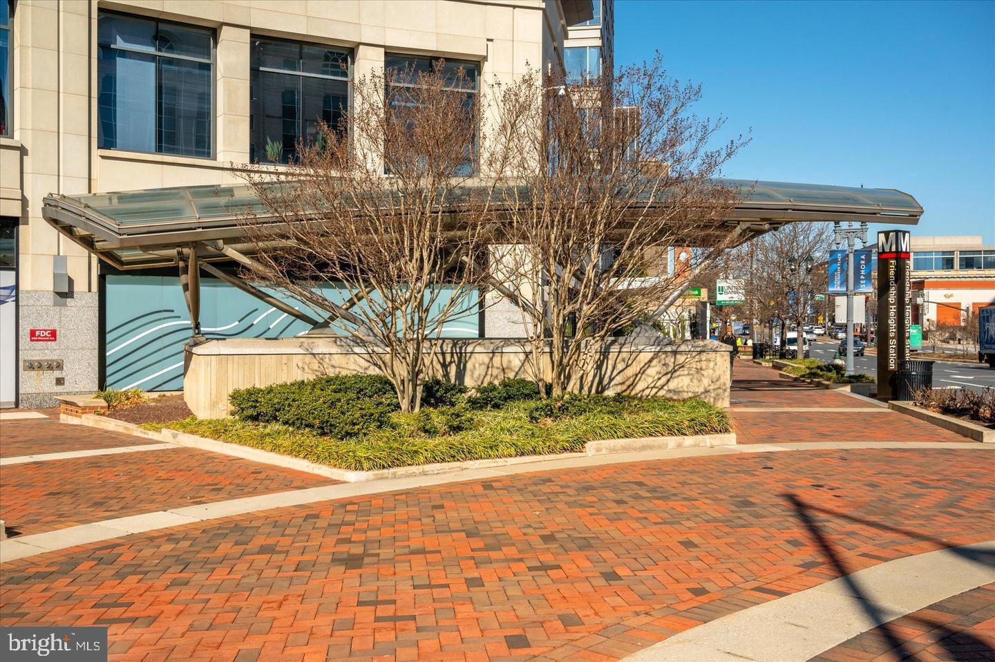 CHEVY CHASE VILLAGE - Residential