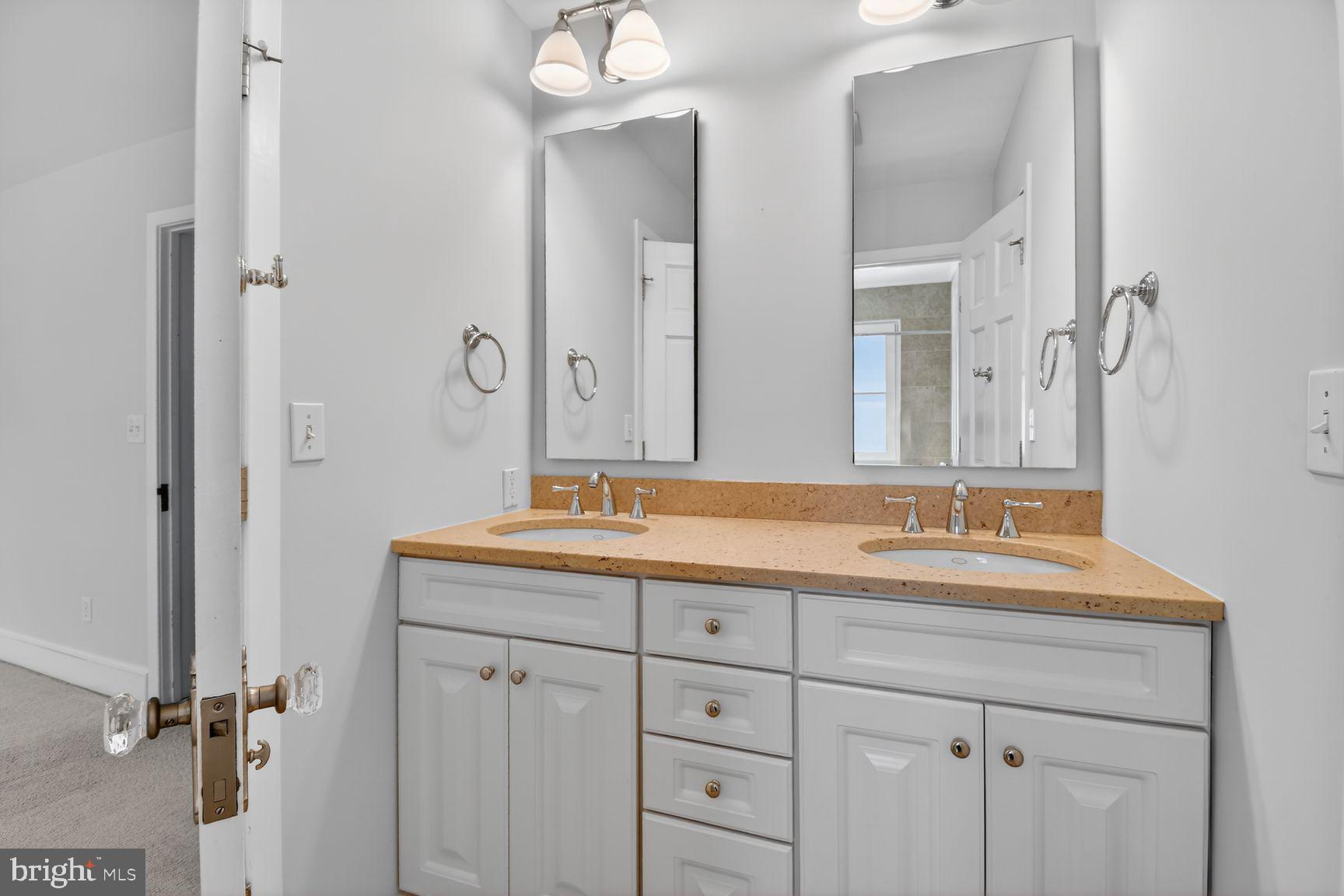 CHEVY CHASE VILLAGE - Residential