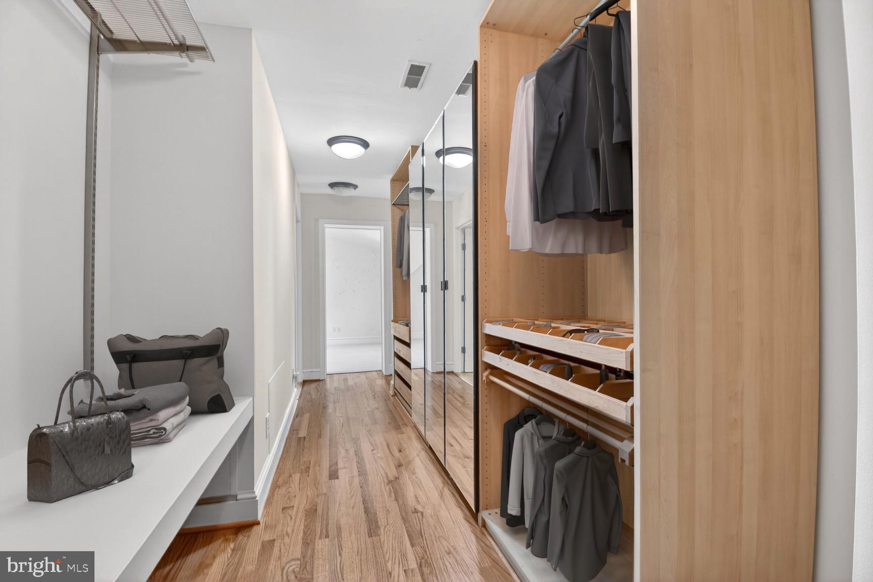 CHEVY CHASE VILLAGE - Residential