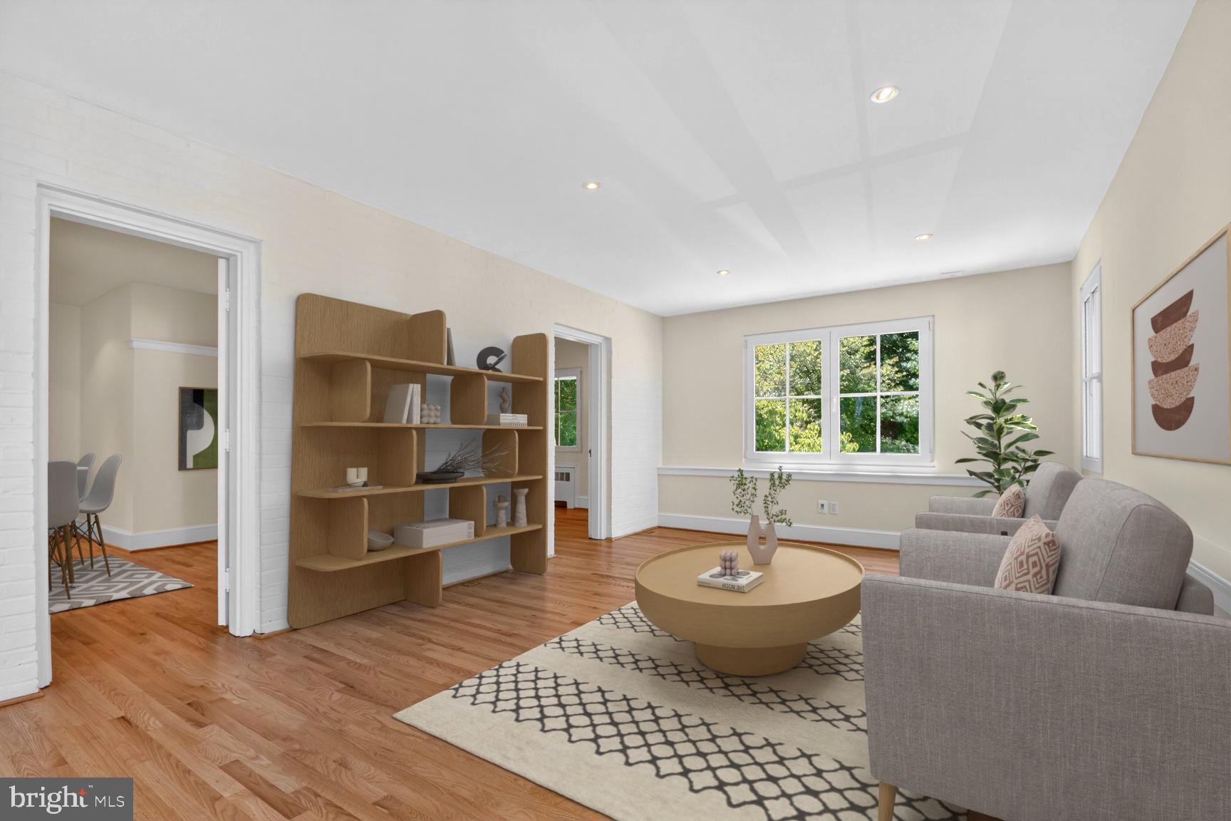 CHEVY CHASE VILLAGE - Residential