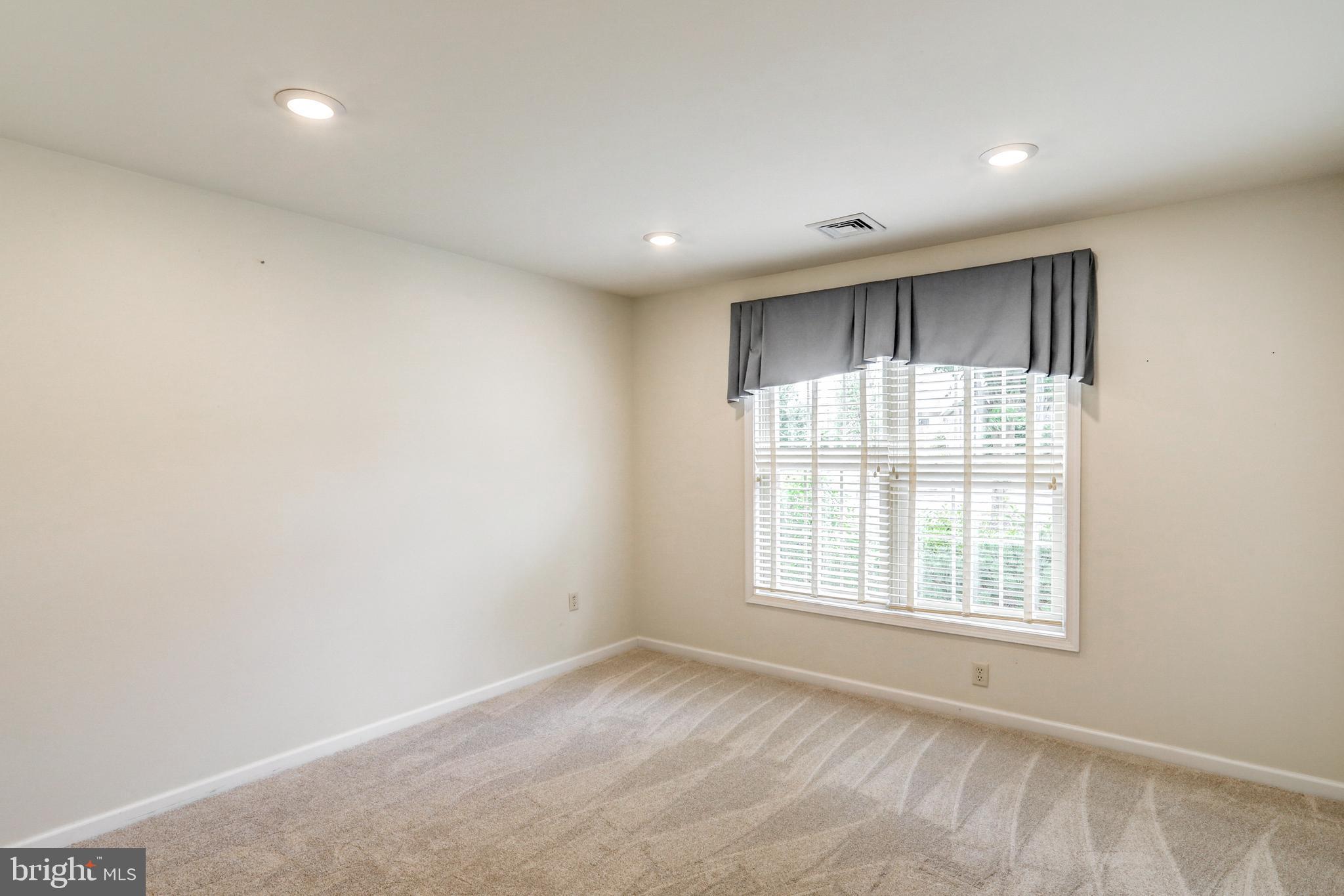 BROOKSHIRE - Residential
