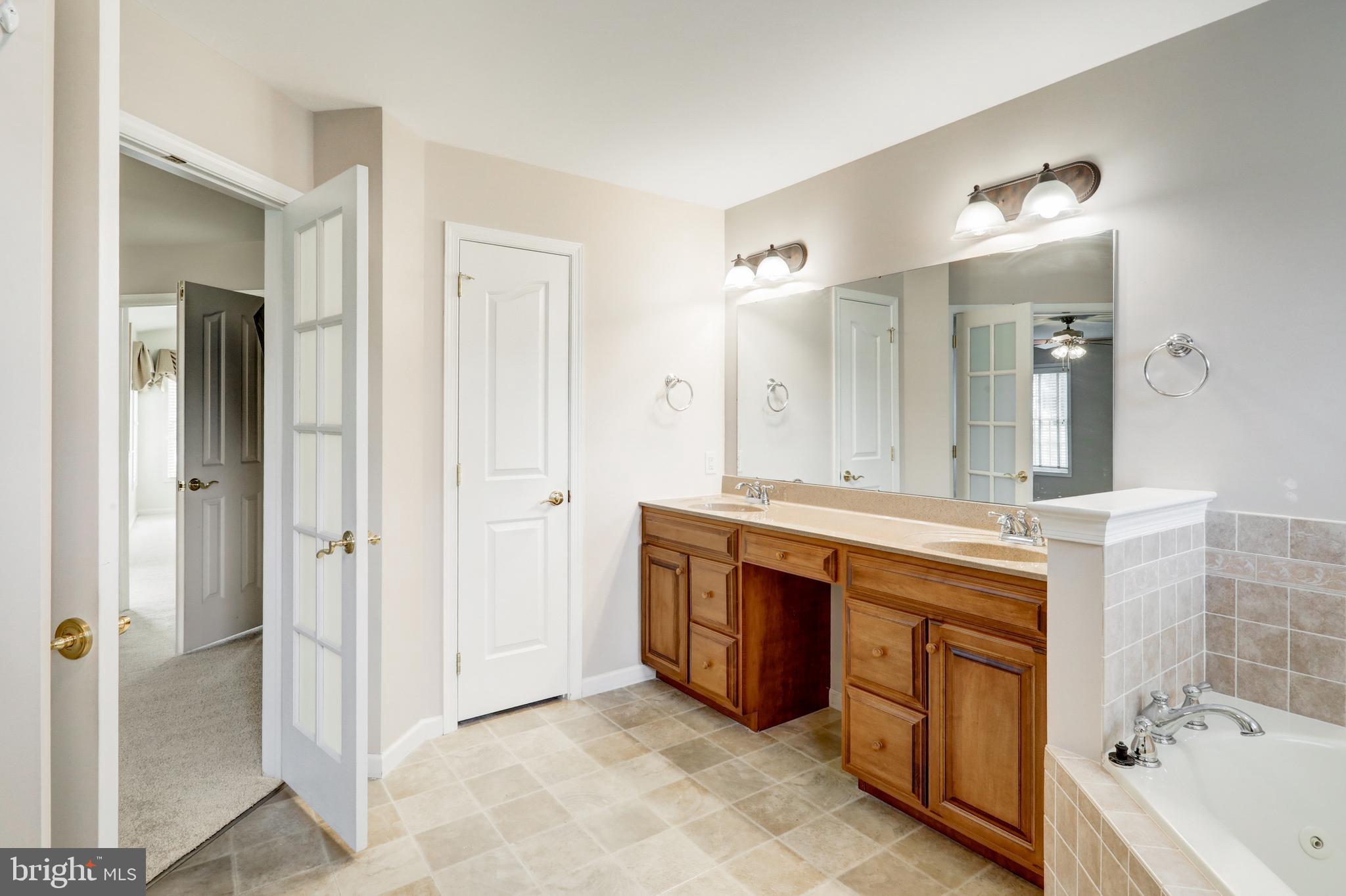 BROOKSHIRE - Residential
