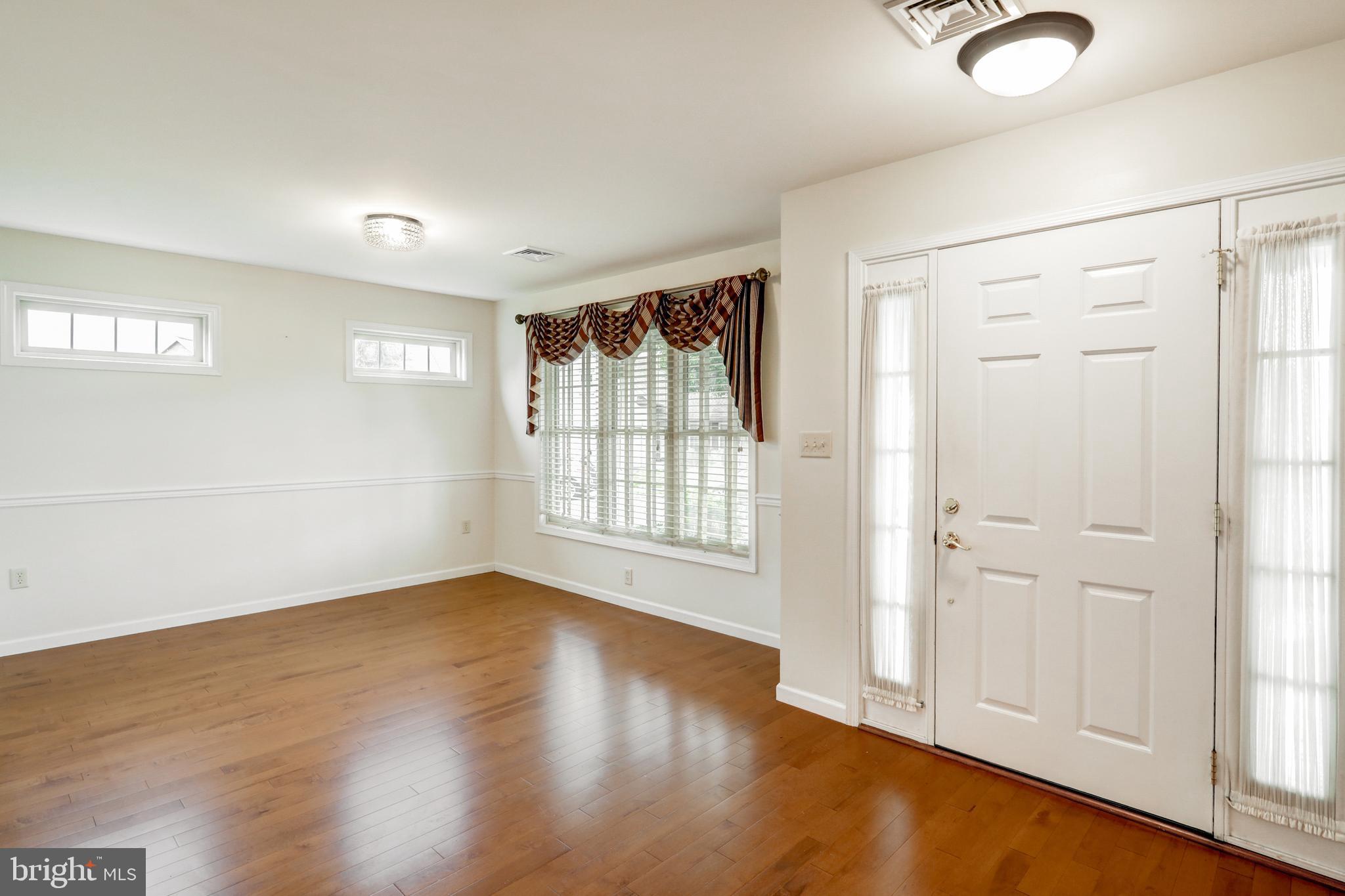 BROOKSHIRE - Residential