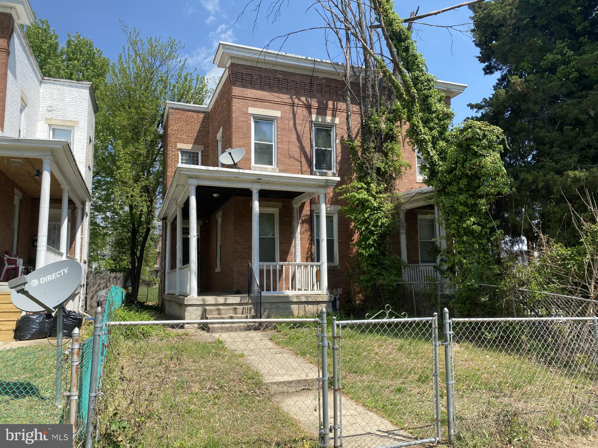 Investment Opportunity in West Baltimore! SOLD AS-IS!!! See it Today!
Located in the Mosher neighborhood of West Baltimore, this property offers strong potential for investors looking to expand their portfolio or take on a profitable resale project. Conveniently situated near the many amenities of beautiful Gwynns Falls/Leakin Park, with an easy commute to Downtown Baltimore.
Previously rented for $1,500/month, the long-term tenant vacated in February, making this an excellent opportunity for immediate updates and new income potential. Whether you're seeking a buy-and-hold investment or your next renovation project, this property is truly a diamond in the rough with tons of upside.
Don’t miss the chance to unlock the value in this promising investment property! This could be yours!