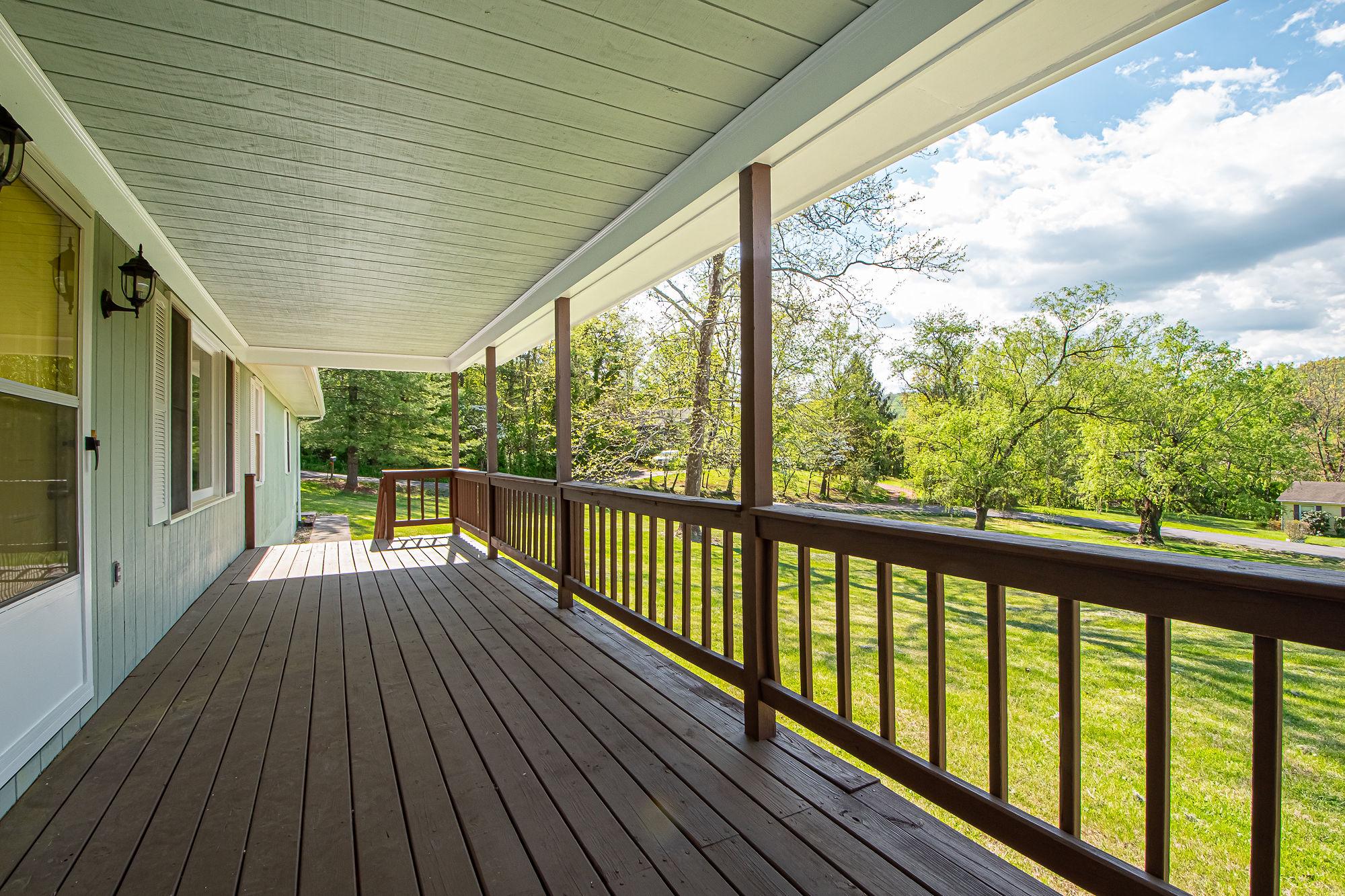 APPLE MT LAKE - Residential