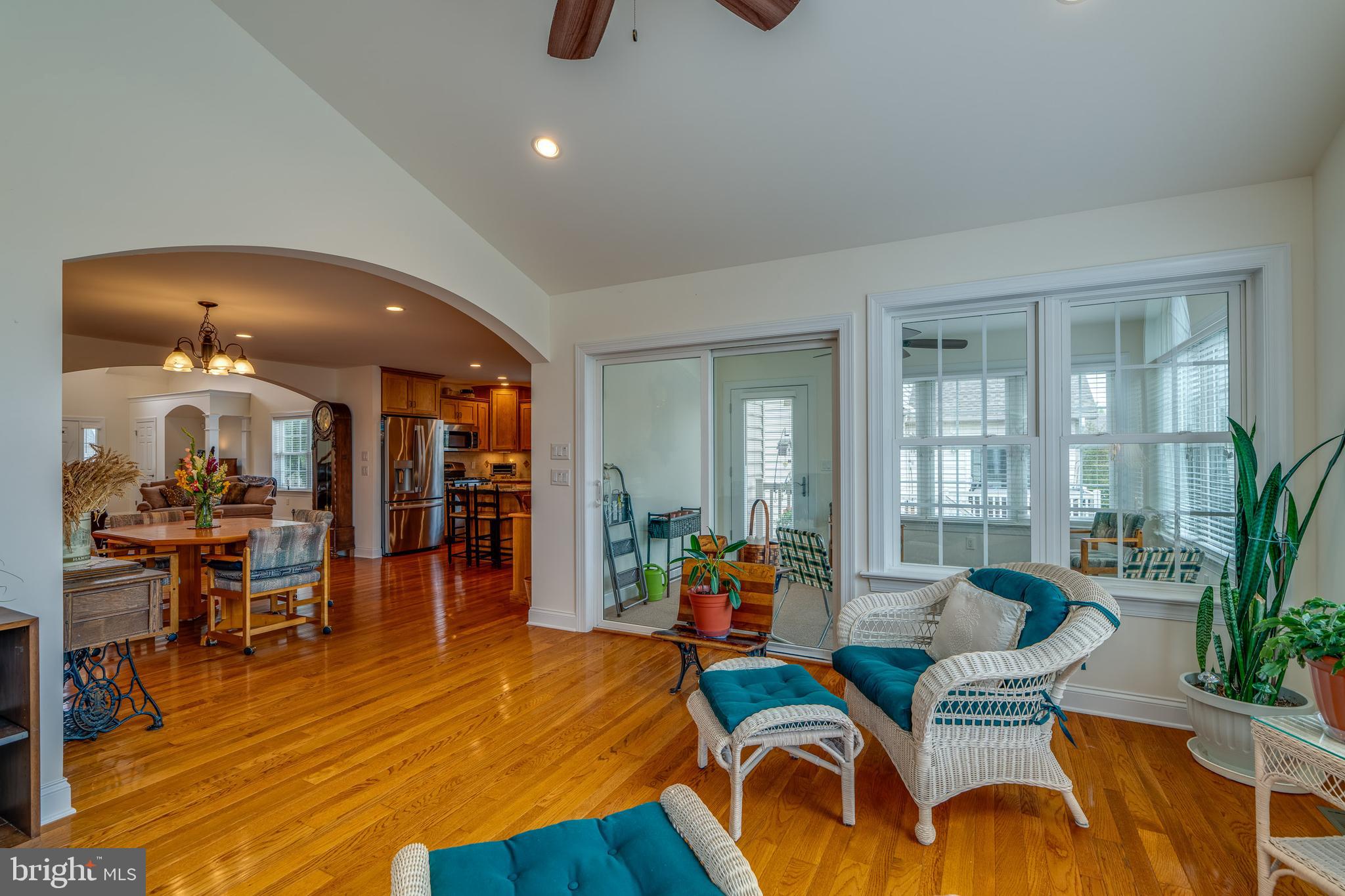 SUMMIT POINTE AT ELM TREE - Residential