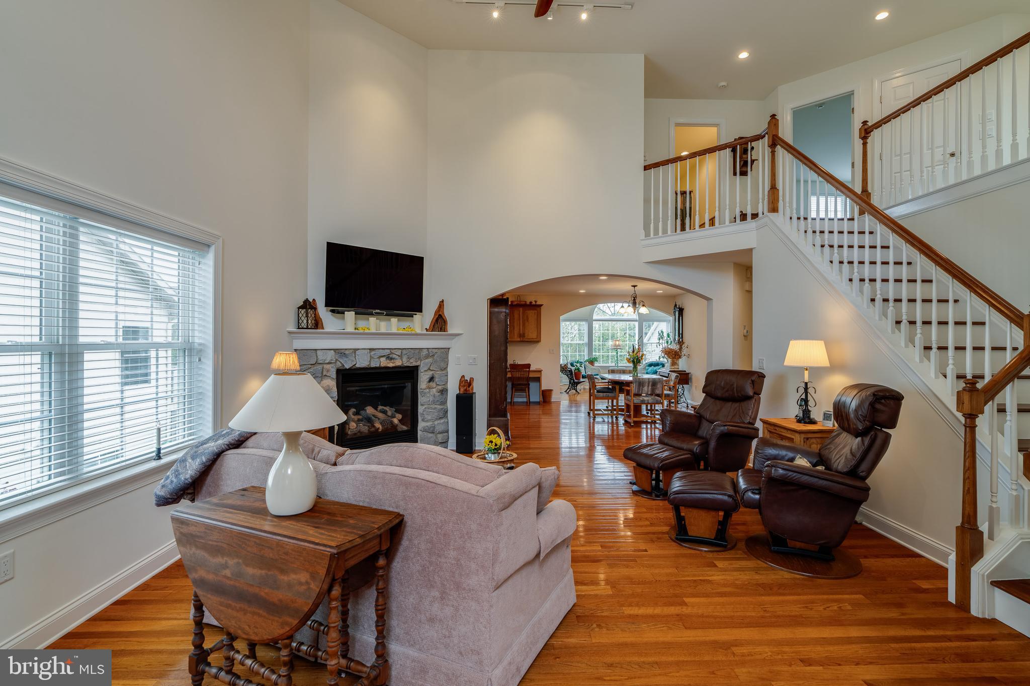SUMMIT POINTE AT ELM TREE - Residential