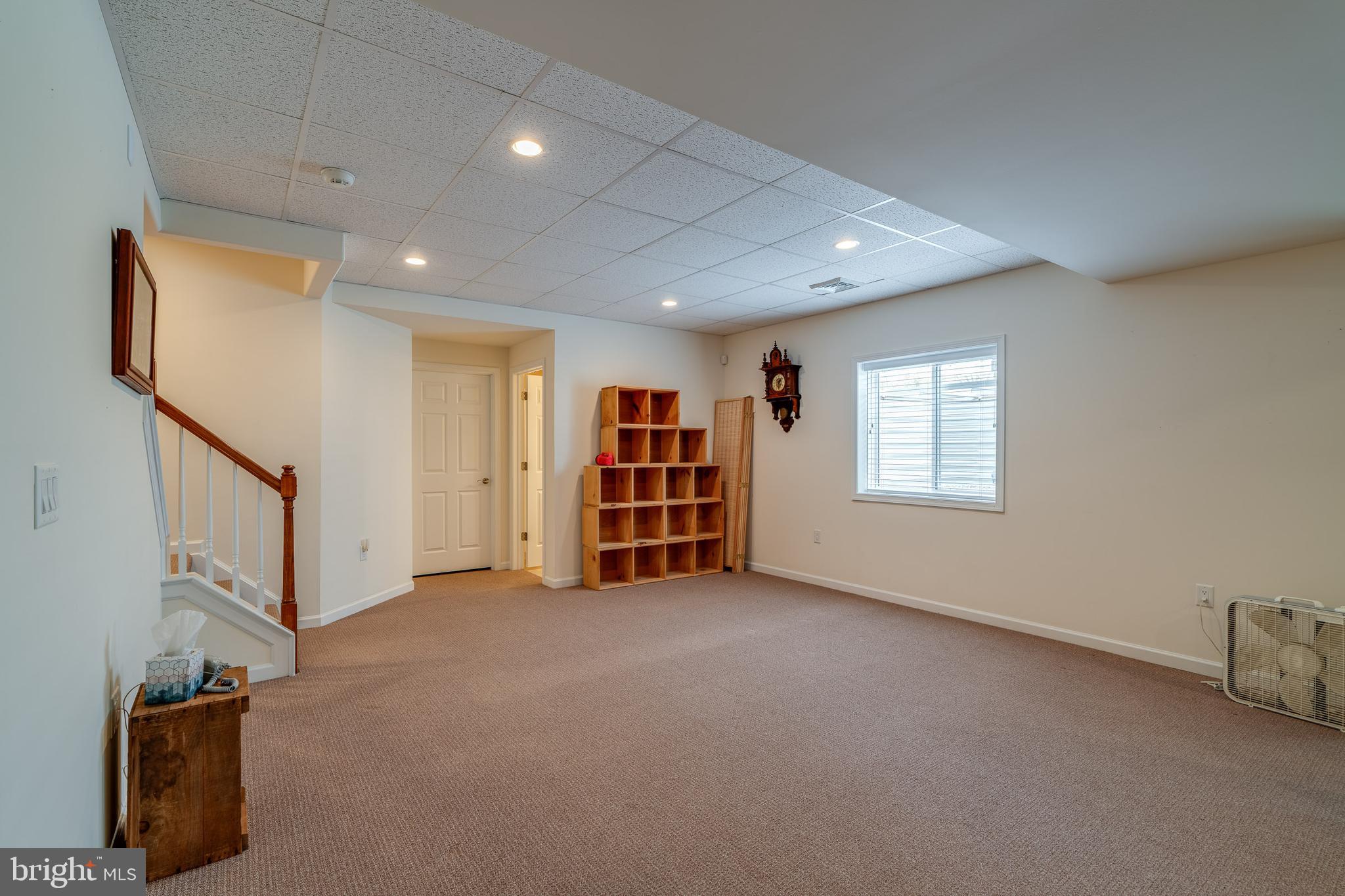 SUMMIT POINTE AT ELM TREE - Residential
