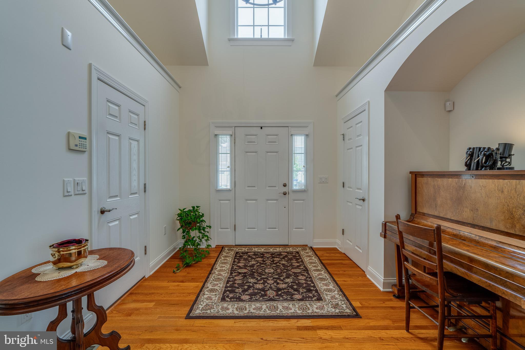 SUMMIT POINTE AT ELM TREE - Residential