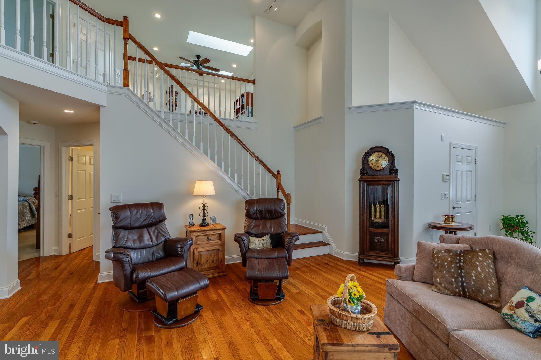 SUMMIT POINTE AT ELM TREE - Residential