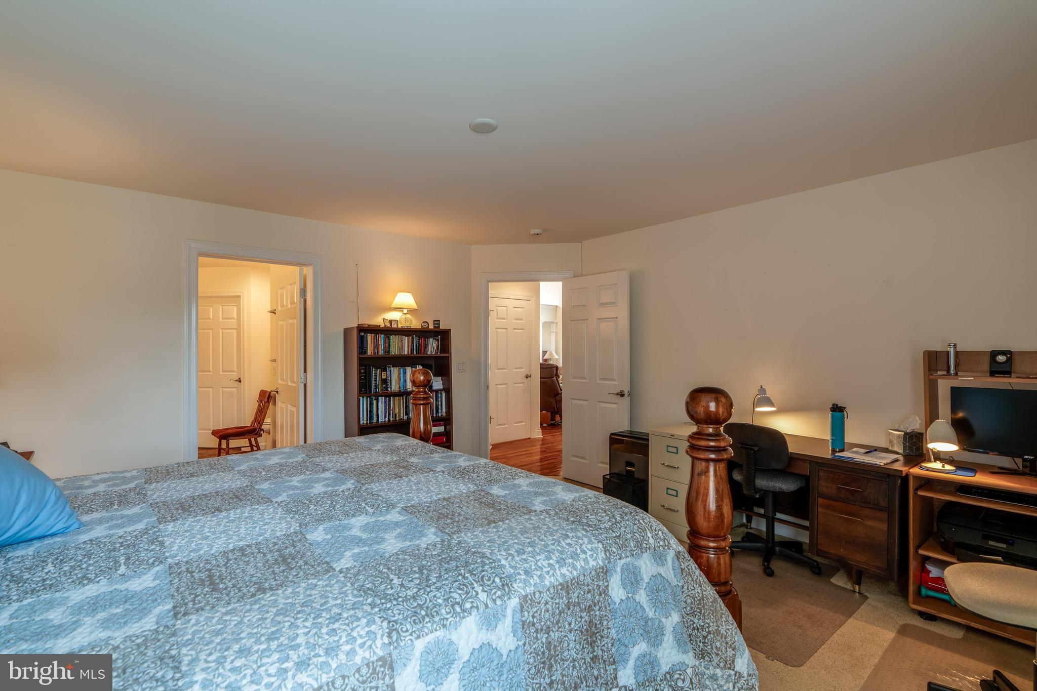 SUMMIT POINTE AT ELM TREE - Residential