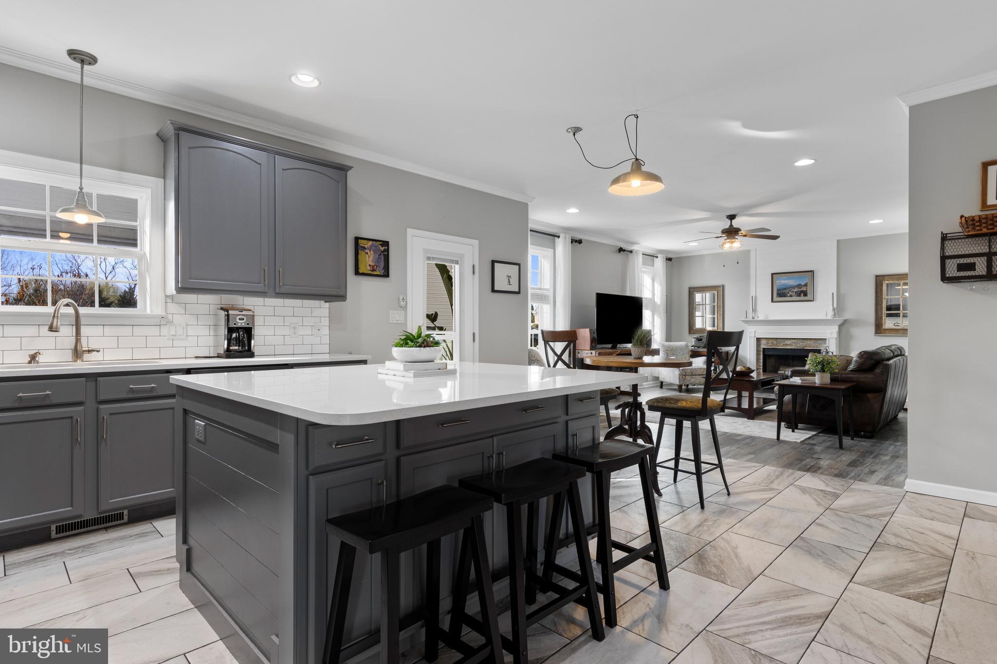 LONDON CROFT - Residential