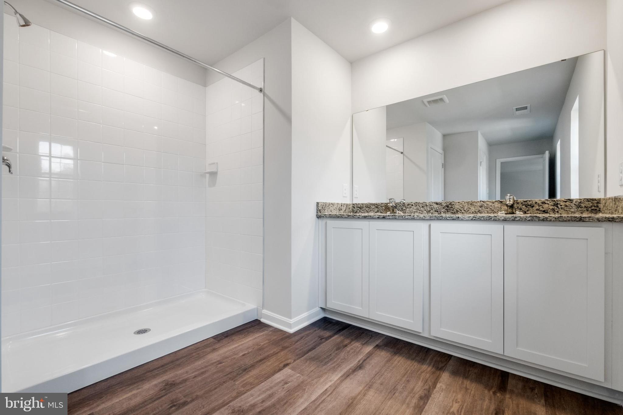VALLEY VIEW - Residential
