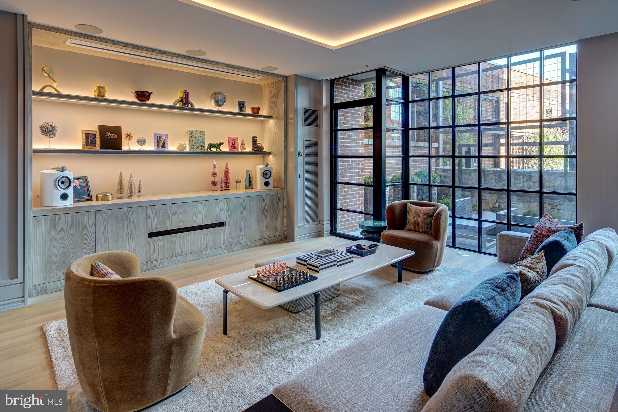 GEORGETOWN - Residential