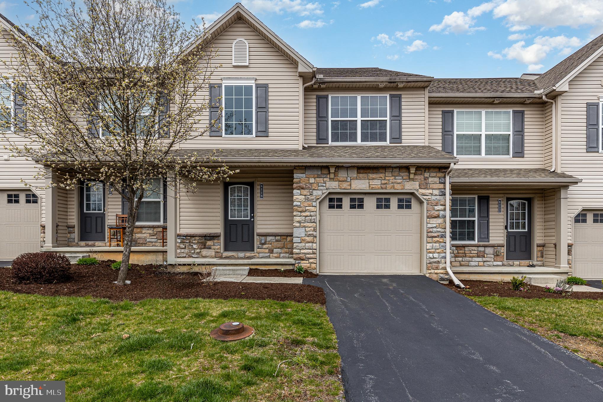 SILVER CREEK - Residential Lease