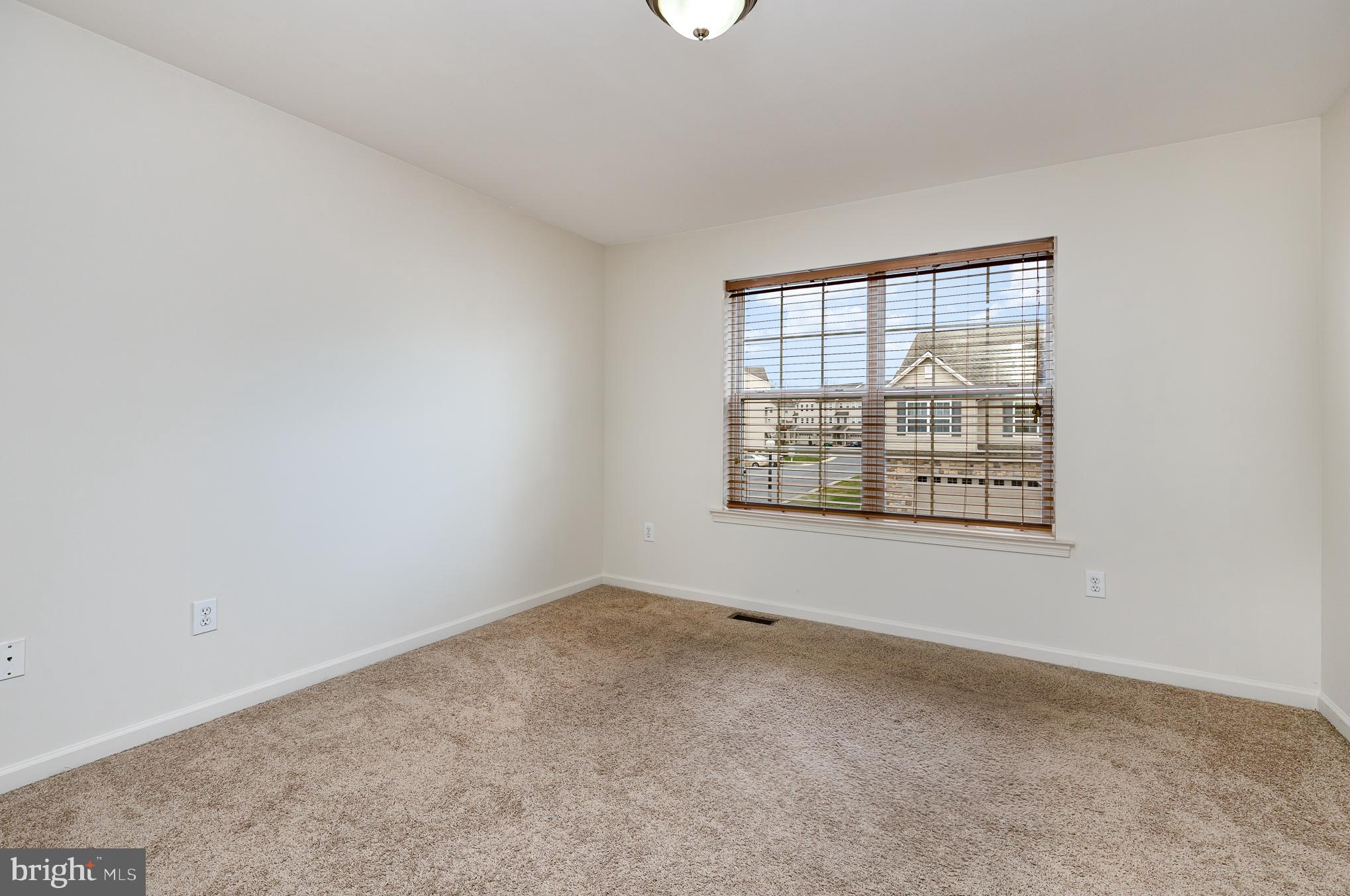 SILVER CREEK - Residential Lease