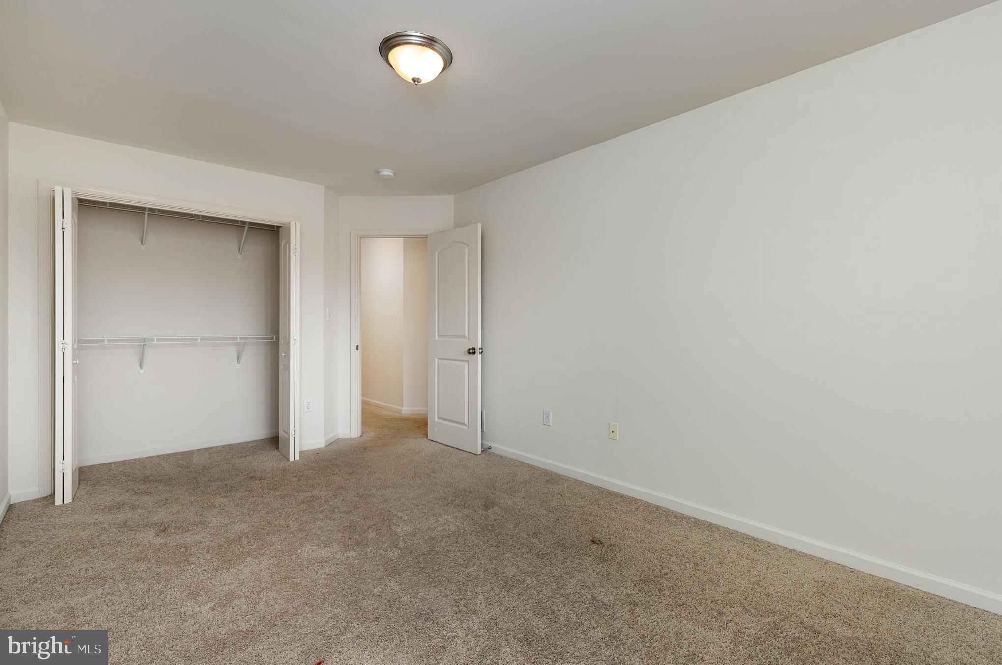 SILVER CREEK - Residential Lease