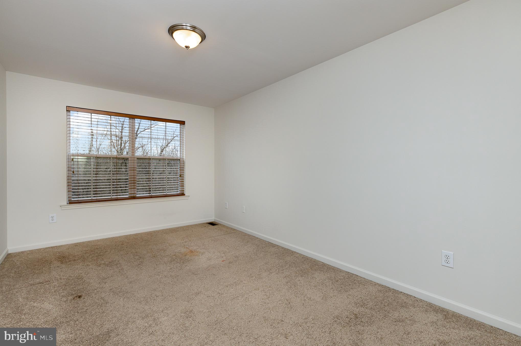 SILVER CREEK - Residential Lease